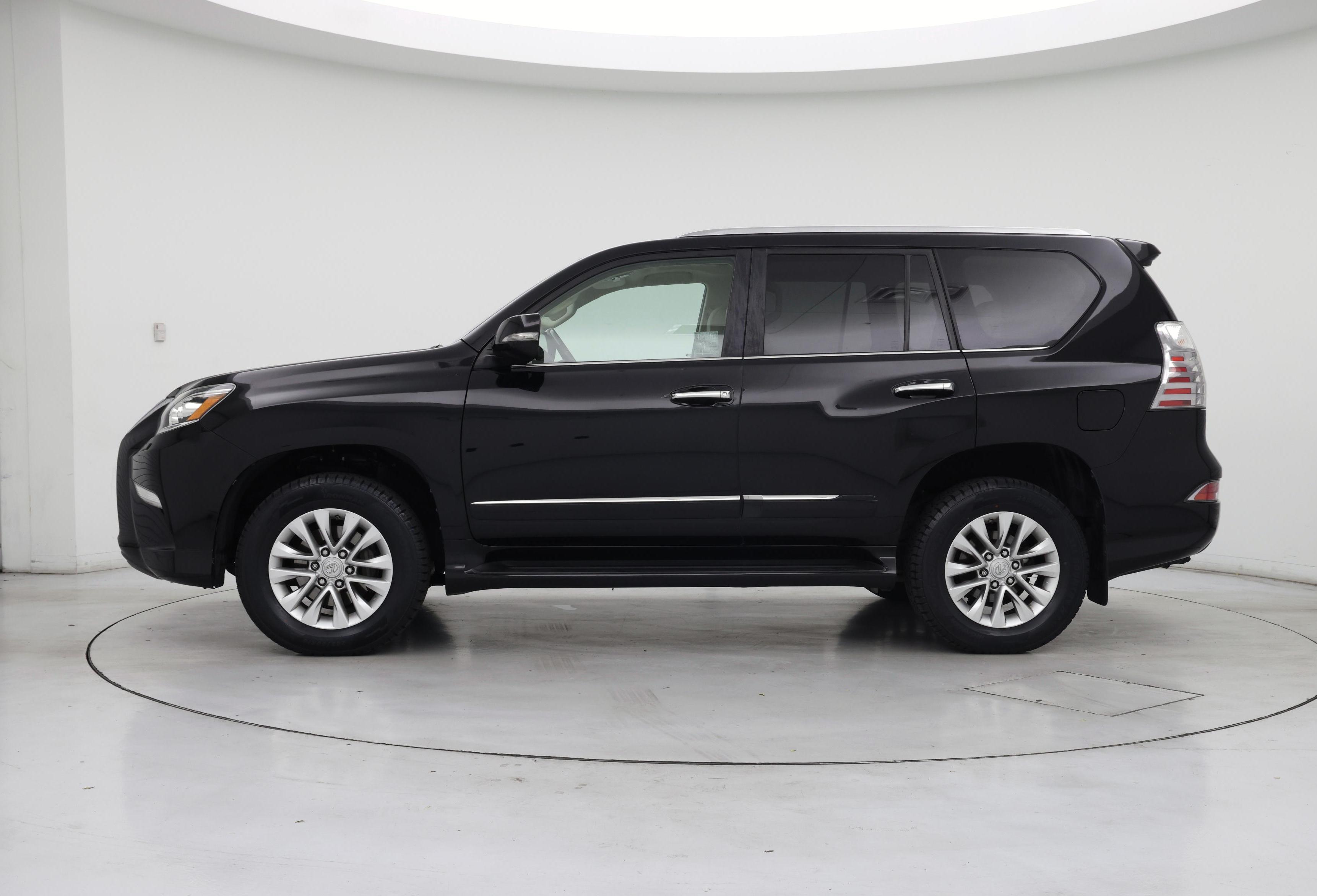 Thumbnail: 2019 Lexus GX - 3