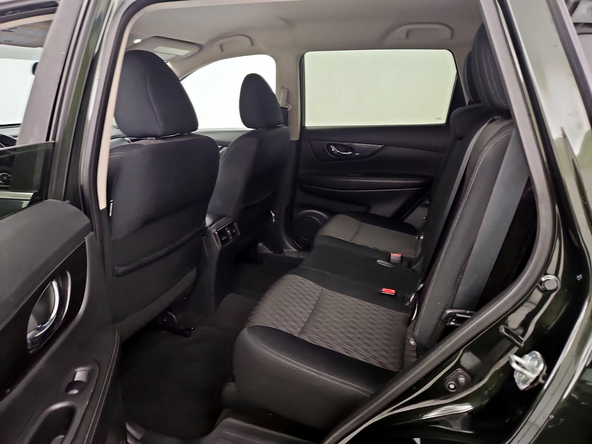 Thumbnail: 2018 Nissan Rogue - 19