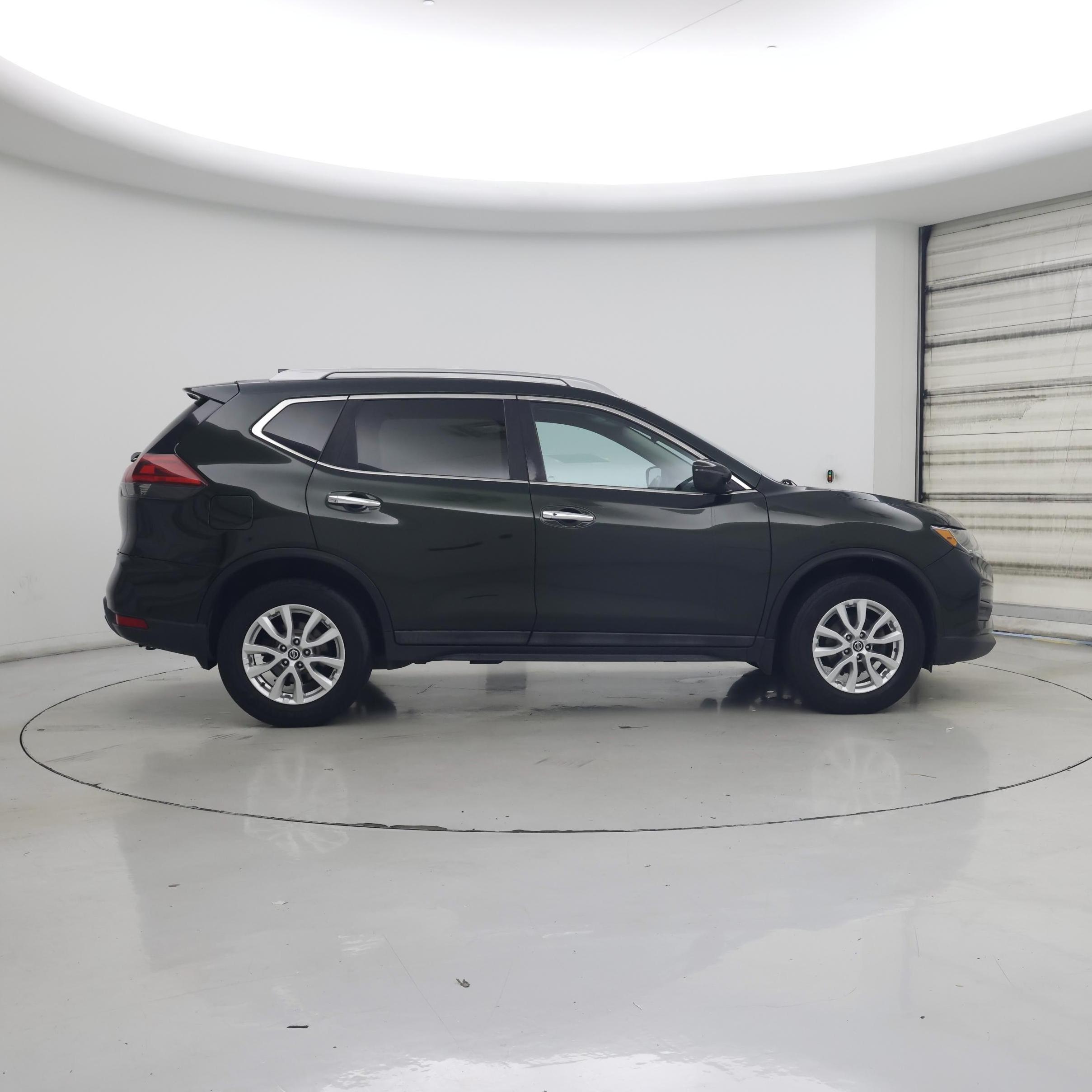 Thumbnail: 2018 Nissan Rogue - 7