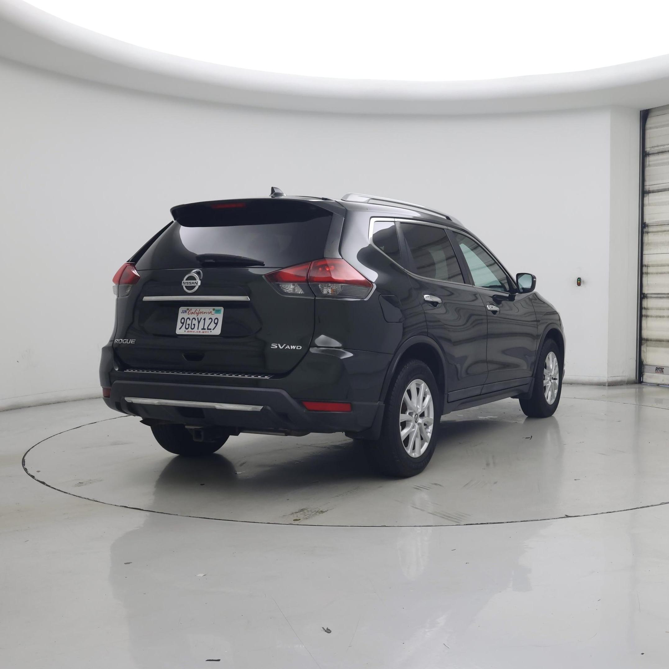 Thumbnail: 2018 Nissan Rogue - 8