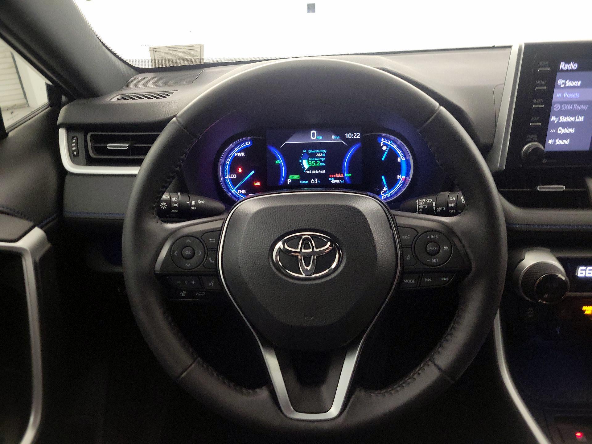 Thumbnail: 2021 Toyota RAV4 - 10