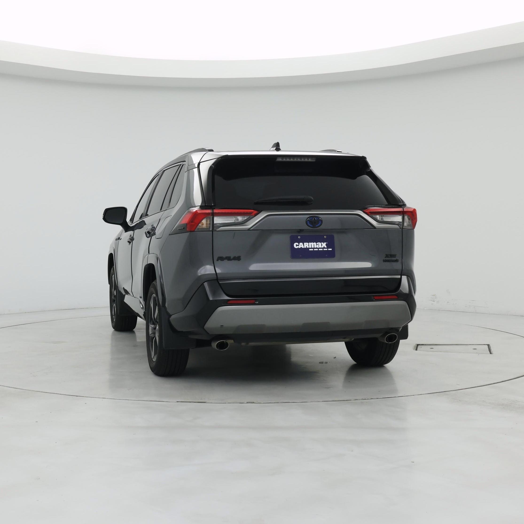 Thumbnail: 2021 Toyota RAV4 - 6