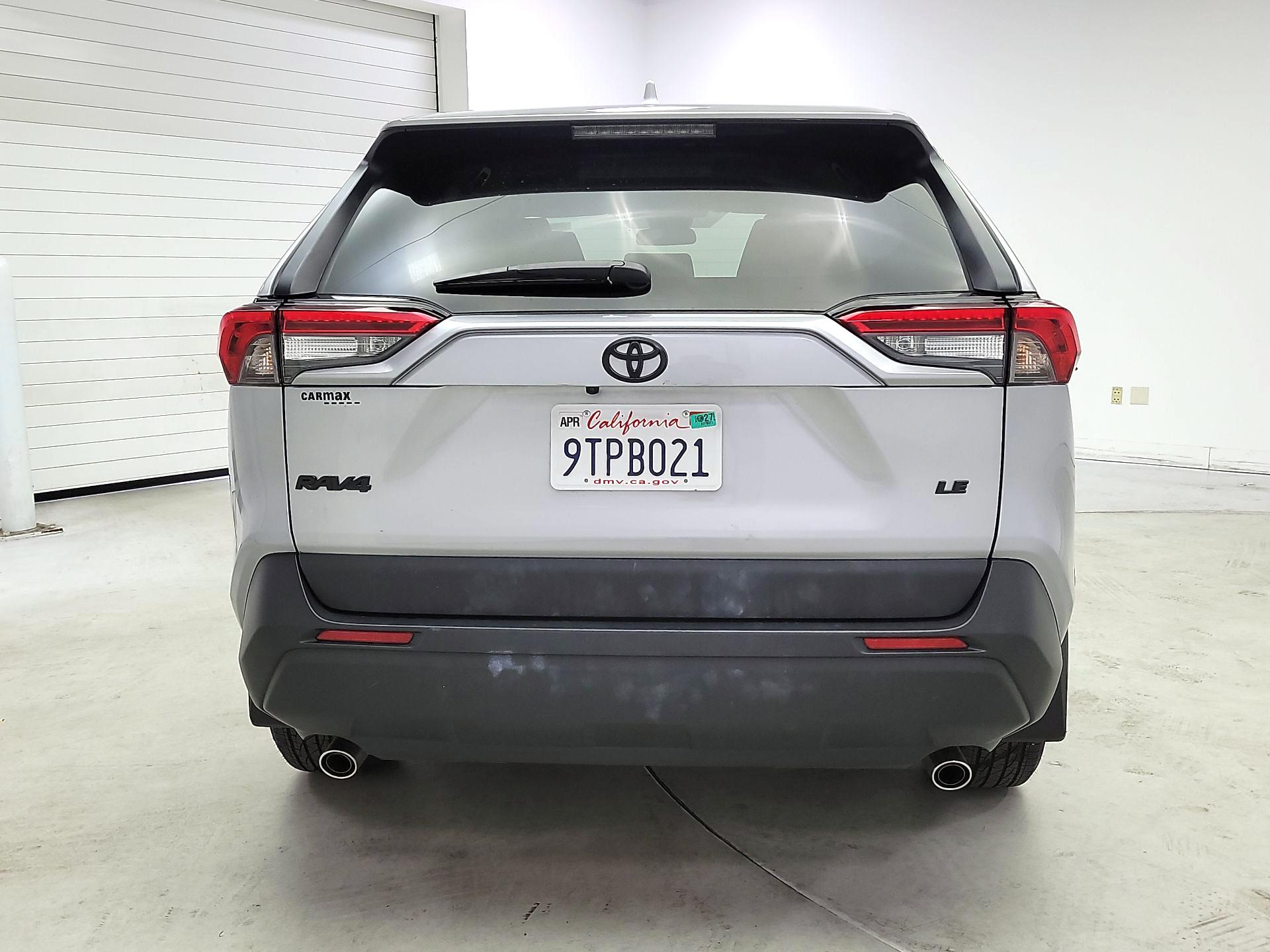 Thumbnail: 2025 Toyota RAV4 - 6