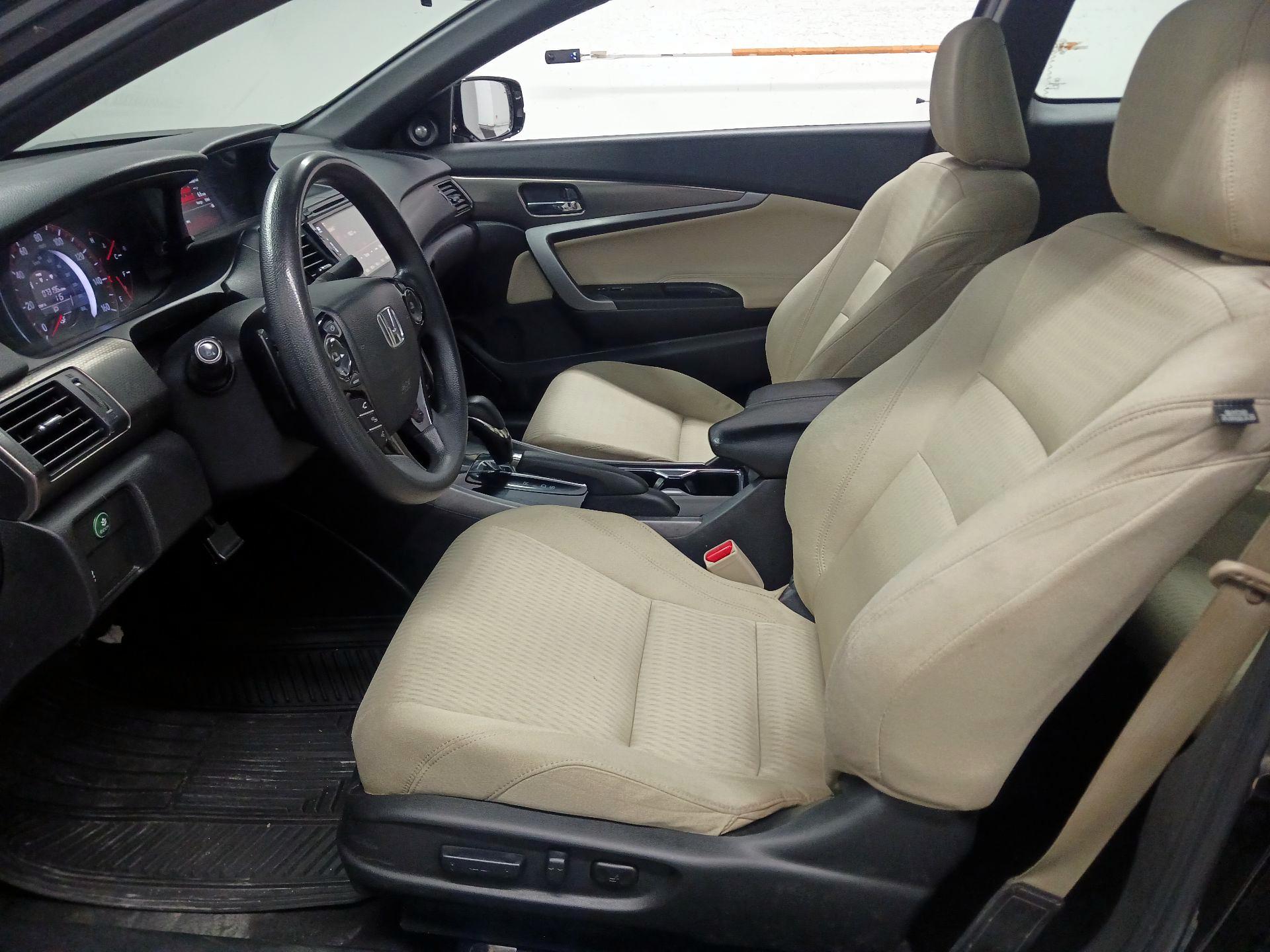 Thumbnail: 2016 Honda Accord - 9