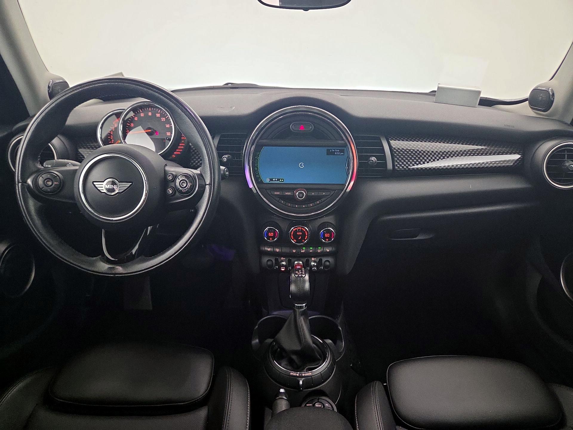 Thumbnail: 2015 MINI Cooper Hardtop - 9