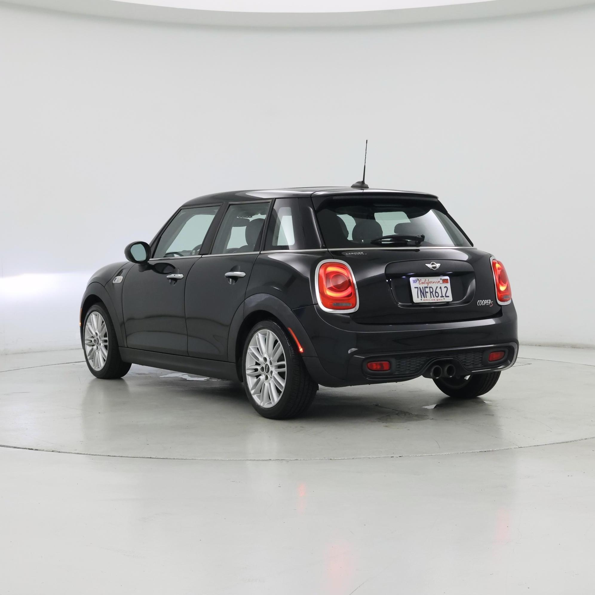 Thumbnail: 2015 MINI Cooper Hardtop - 2