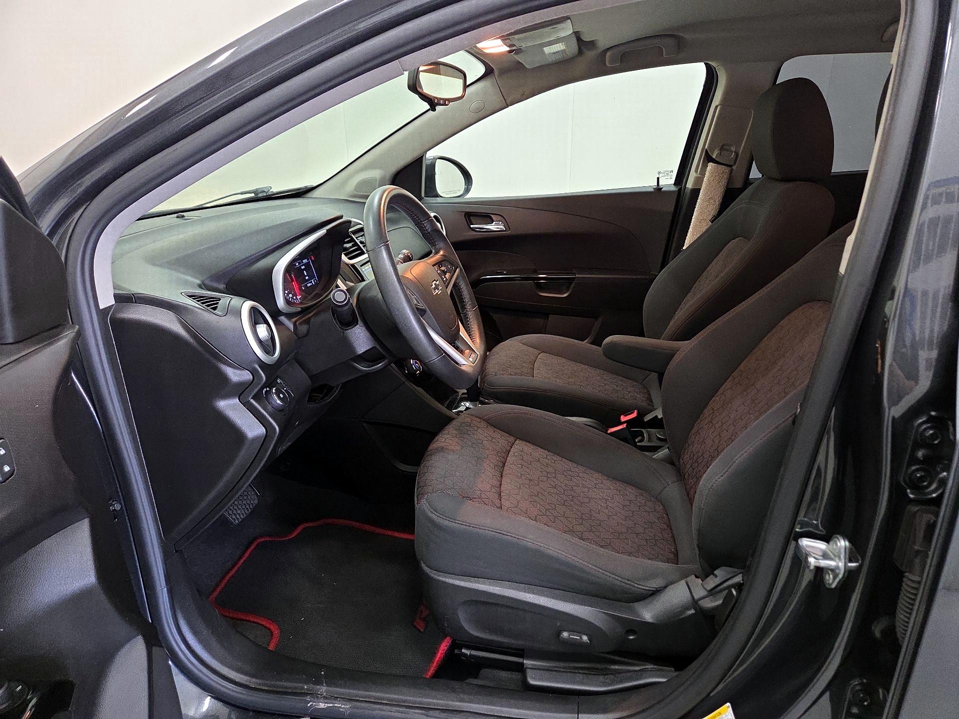 Thumbnail: 2019 Chevrolet Sonic - 11
