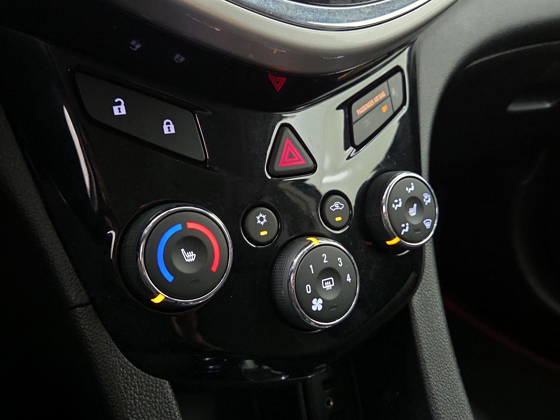 Thumbnail: 2019 Chevrolet Sonic - 16