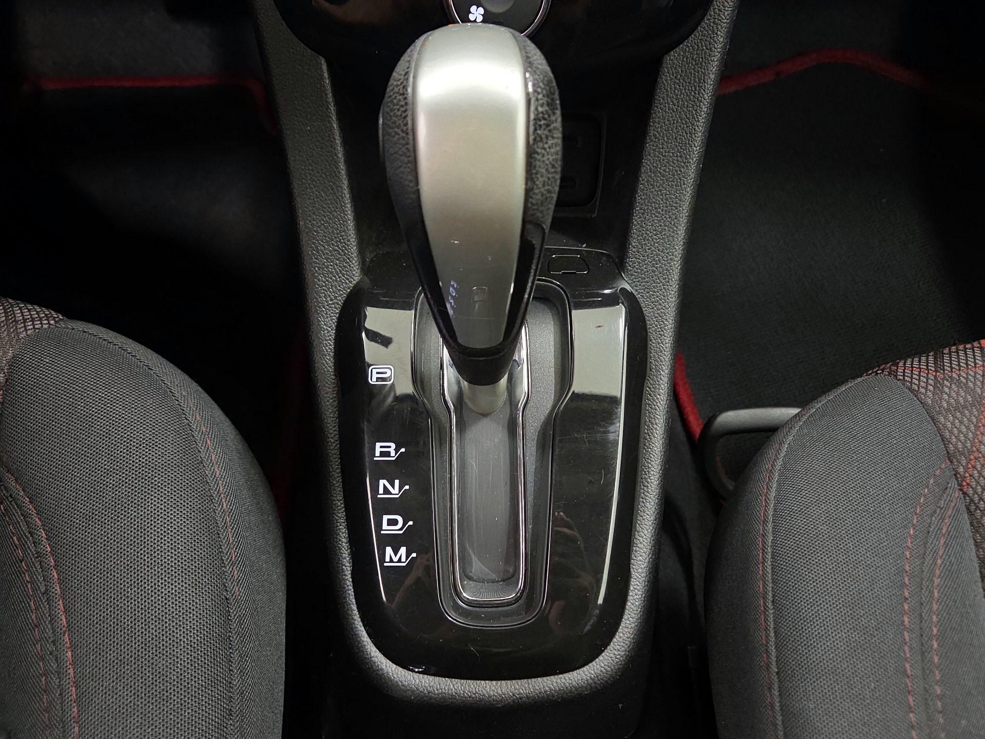 Thumbnail: 2019 Chevrolet Sonic - 17