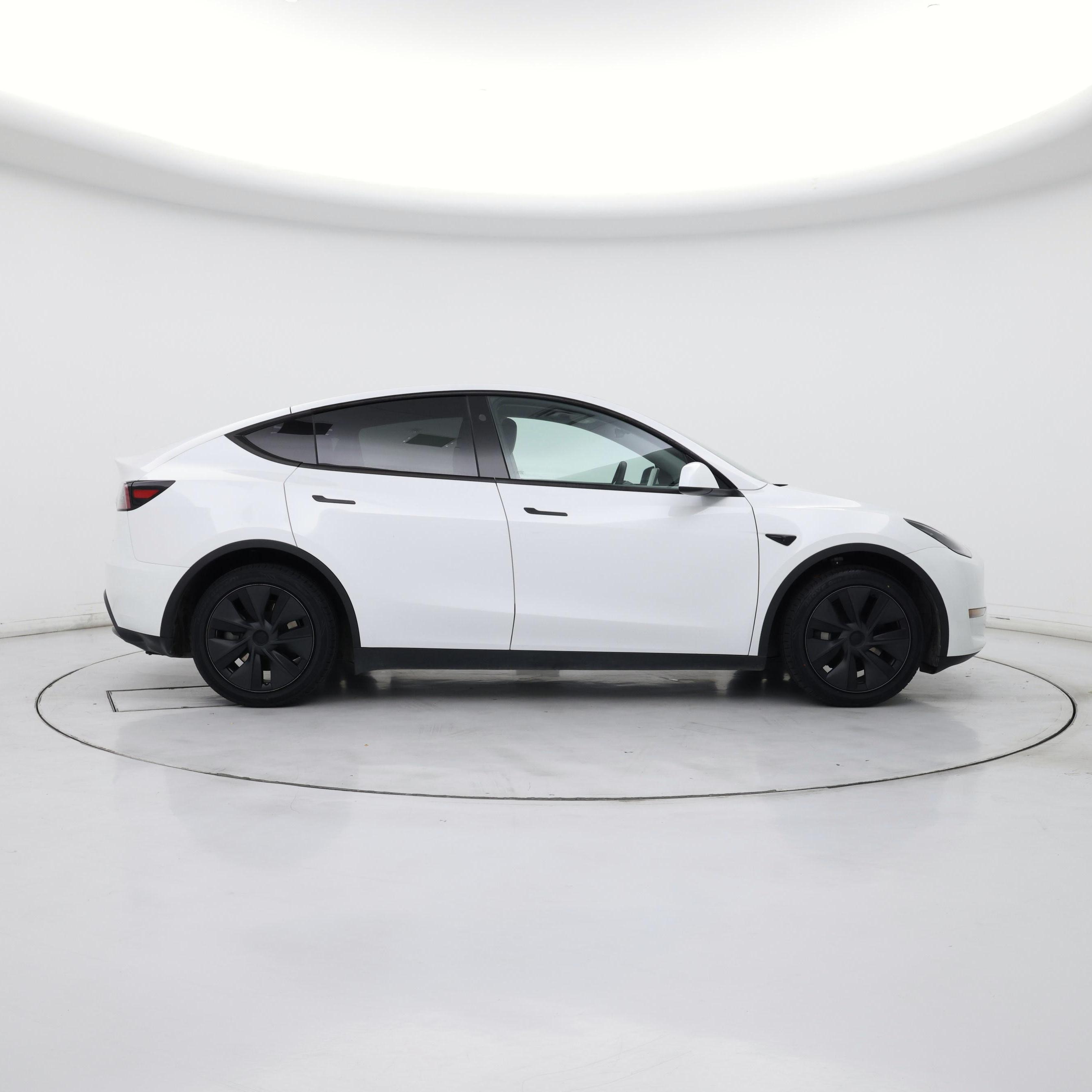 Thumbnail: 2024 Tesla Model Y - 7