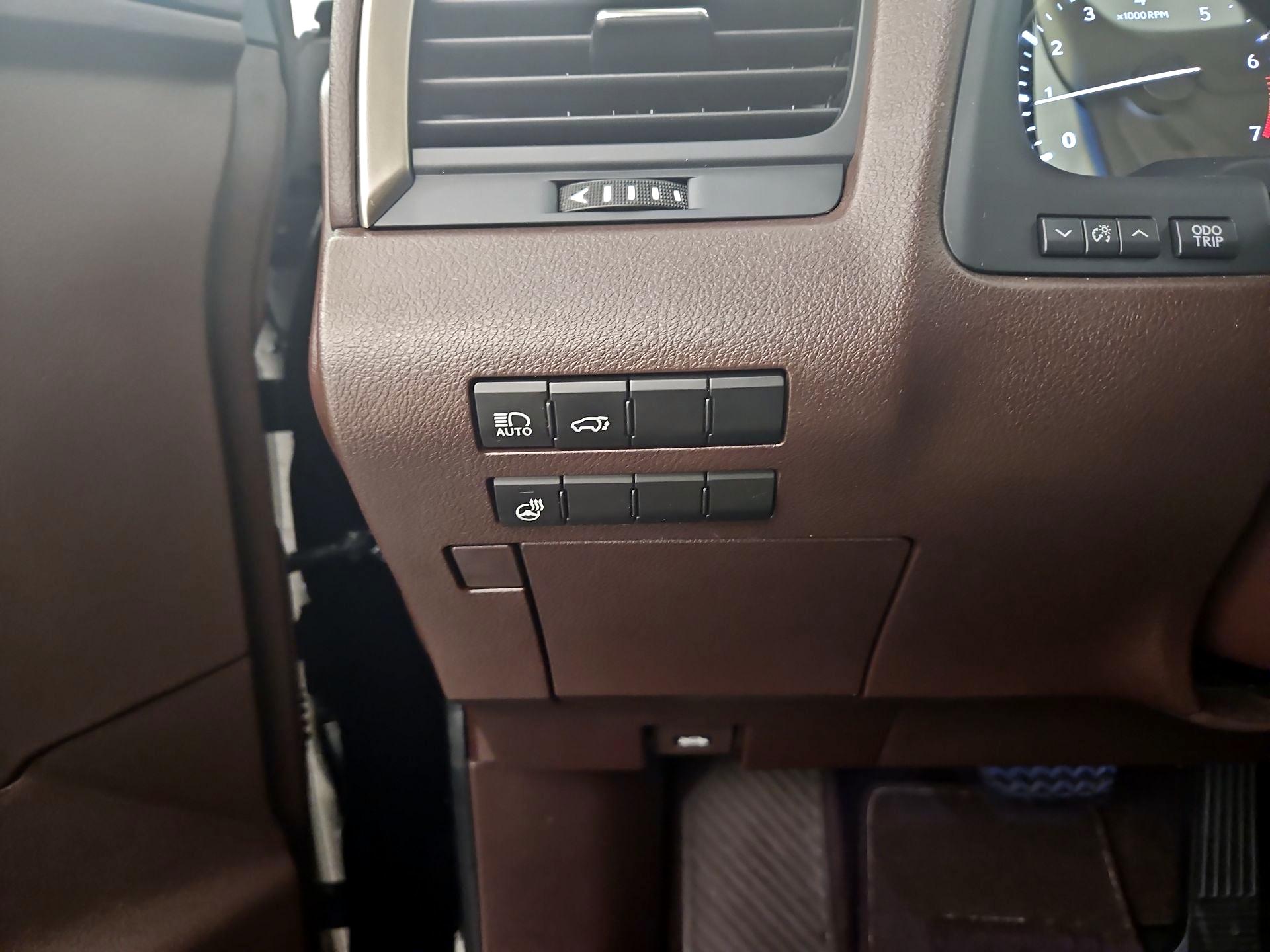Thumbnail: 2016 Lexus RX - 13