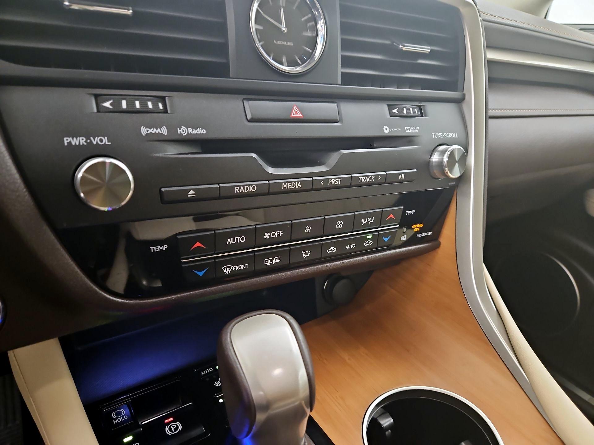 Thumbnail: 2016 Lexus RX - 17