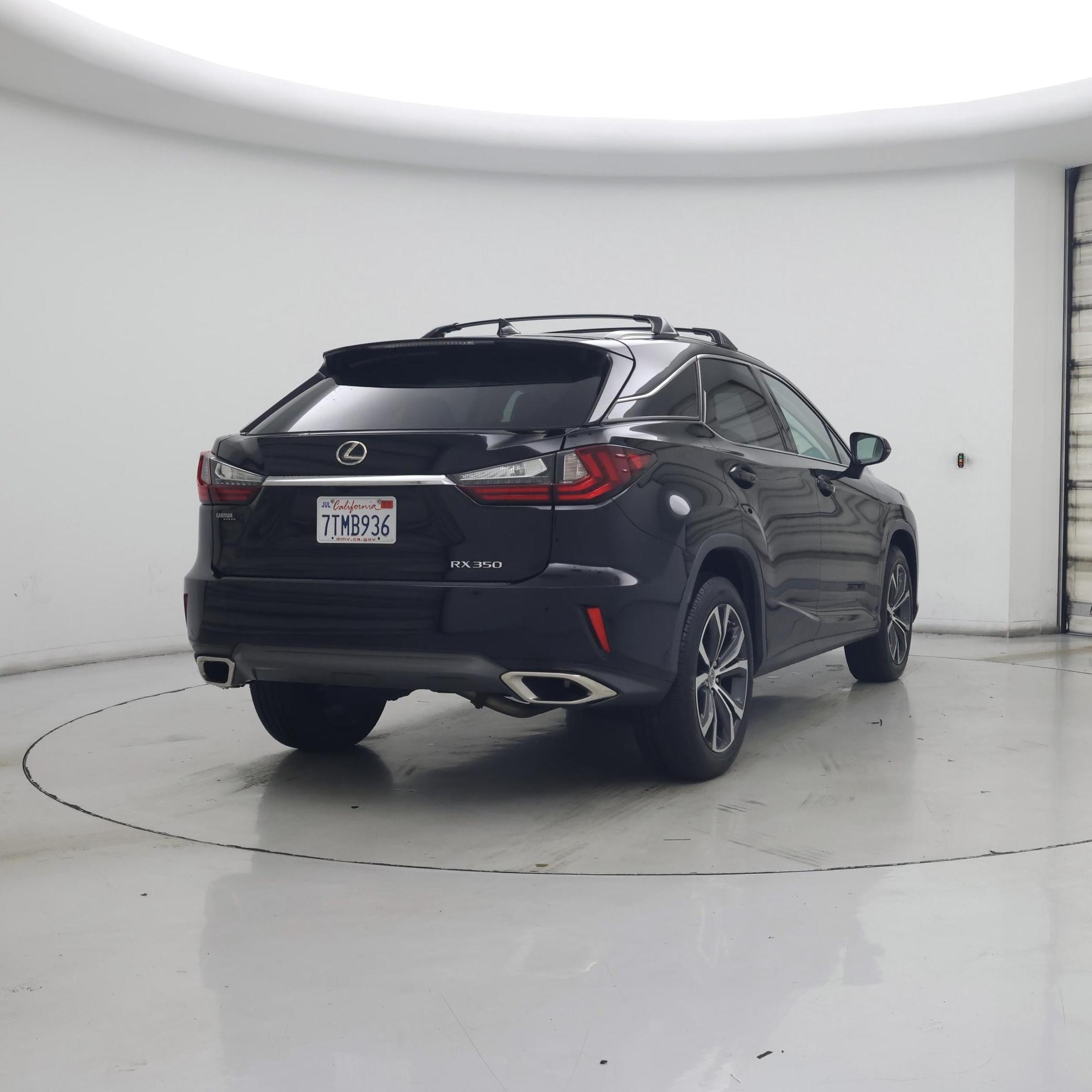 Thumbnail: 2016 Lexus RX - 8