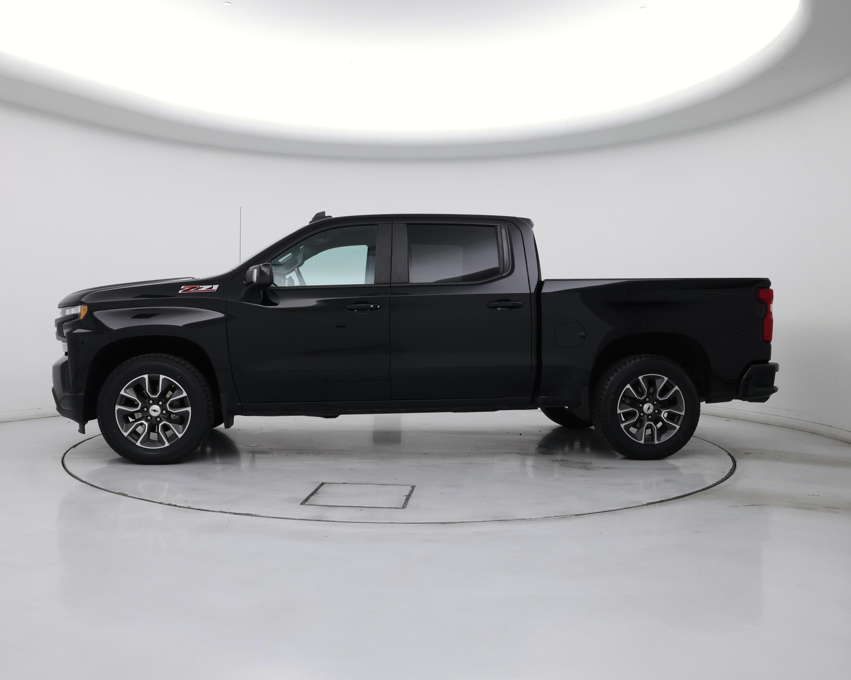 Thumbnail: 2021 Chevrolet Silverado 1500 - 3