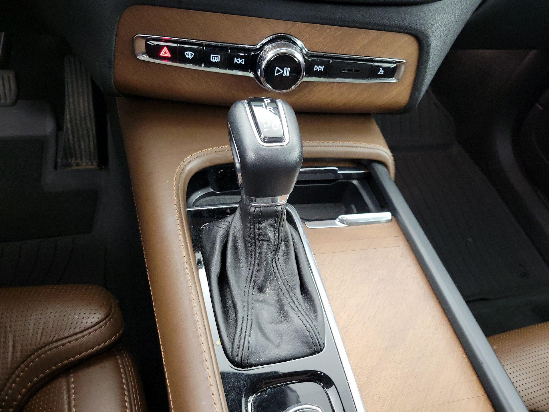 Thumbnail: 2018 Volvo XC90 - 18