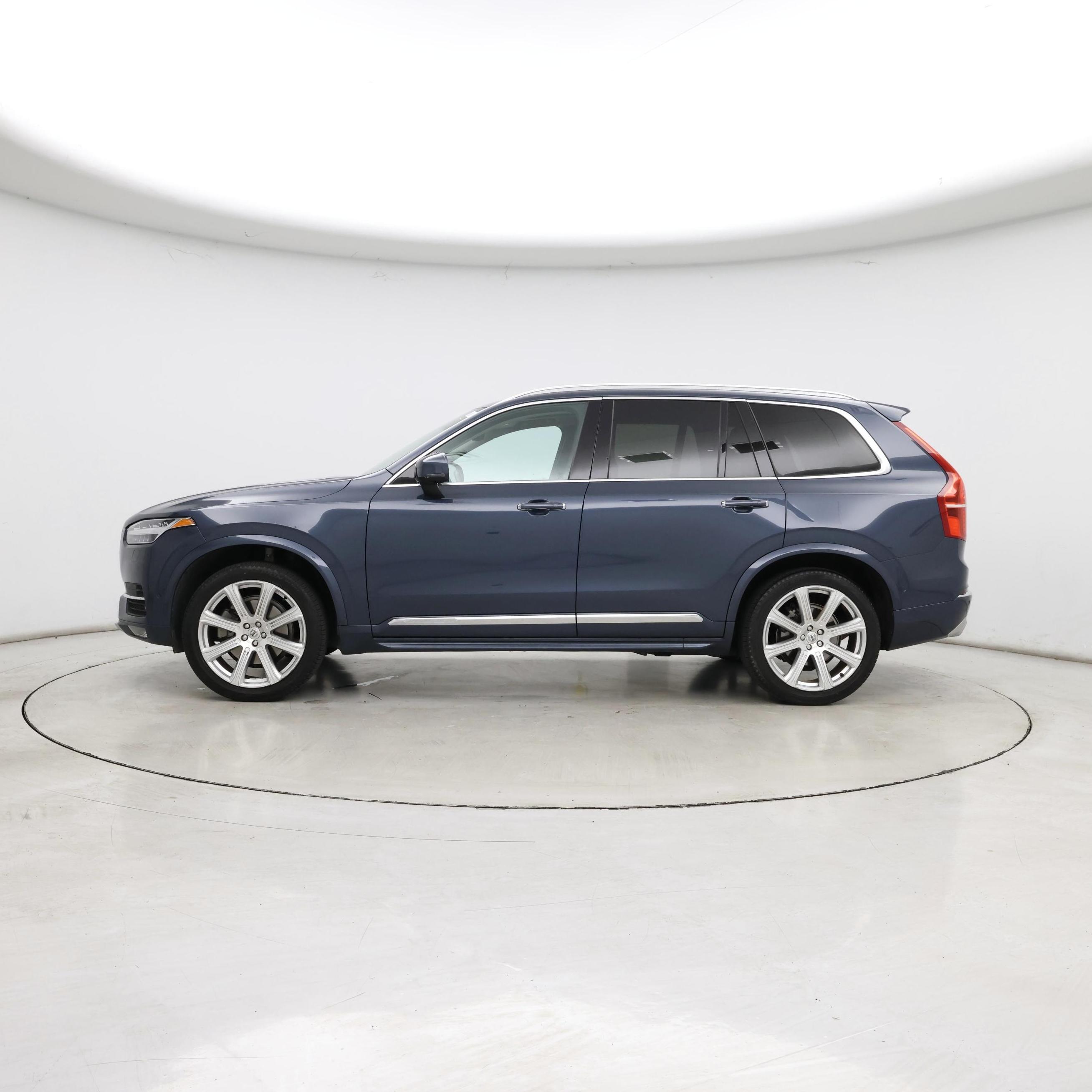 Thumbnail: 2018 Volvo XC90 - 3