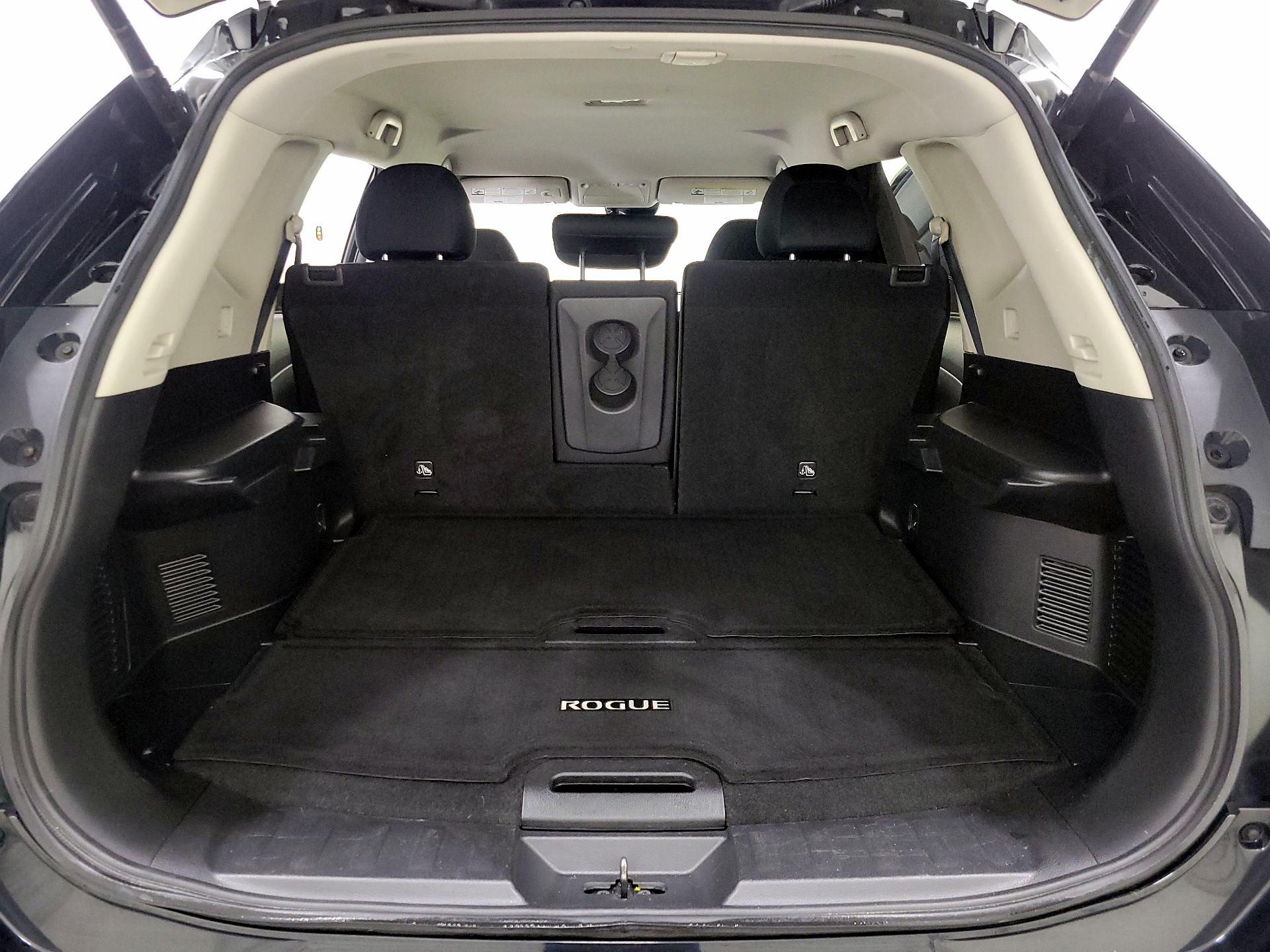 Thumbnail: 2019 Nissan Rogue - 20