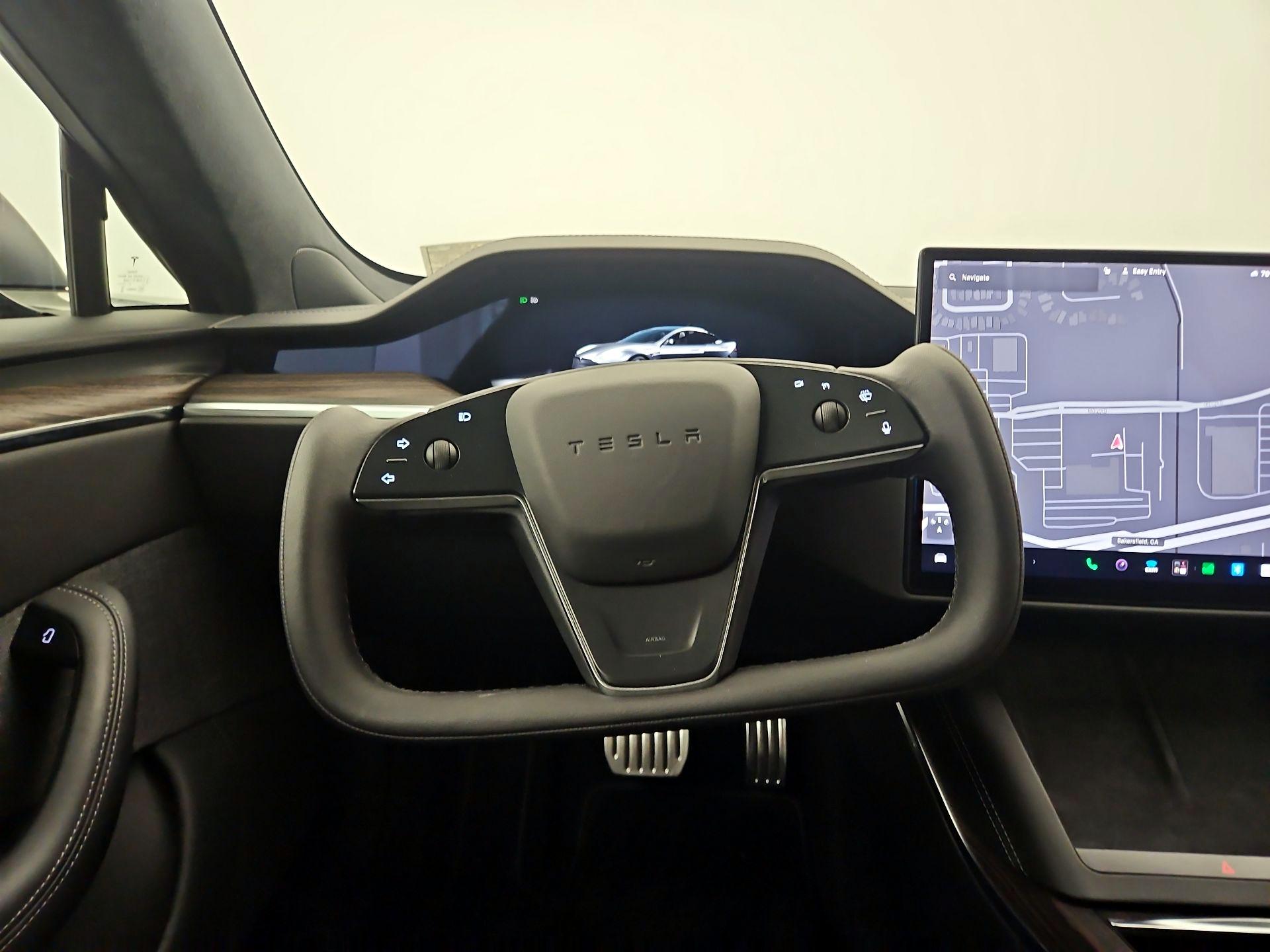 Thumbnail: 2022 Tesla Model S - 10
