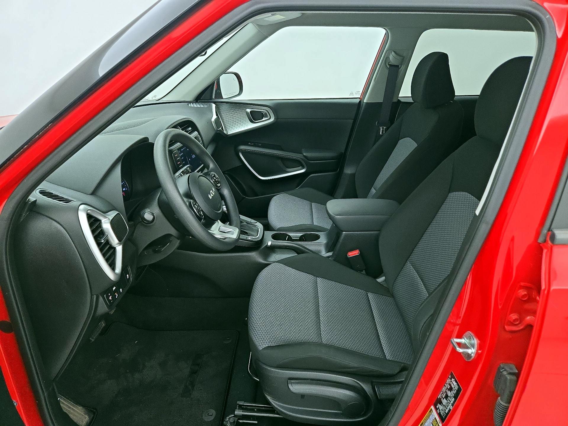 Thumbnail: 2022 Kia Soul - 11