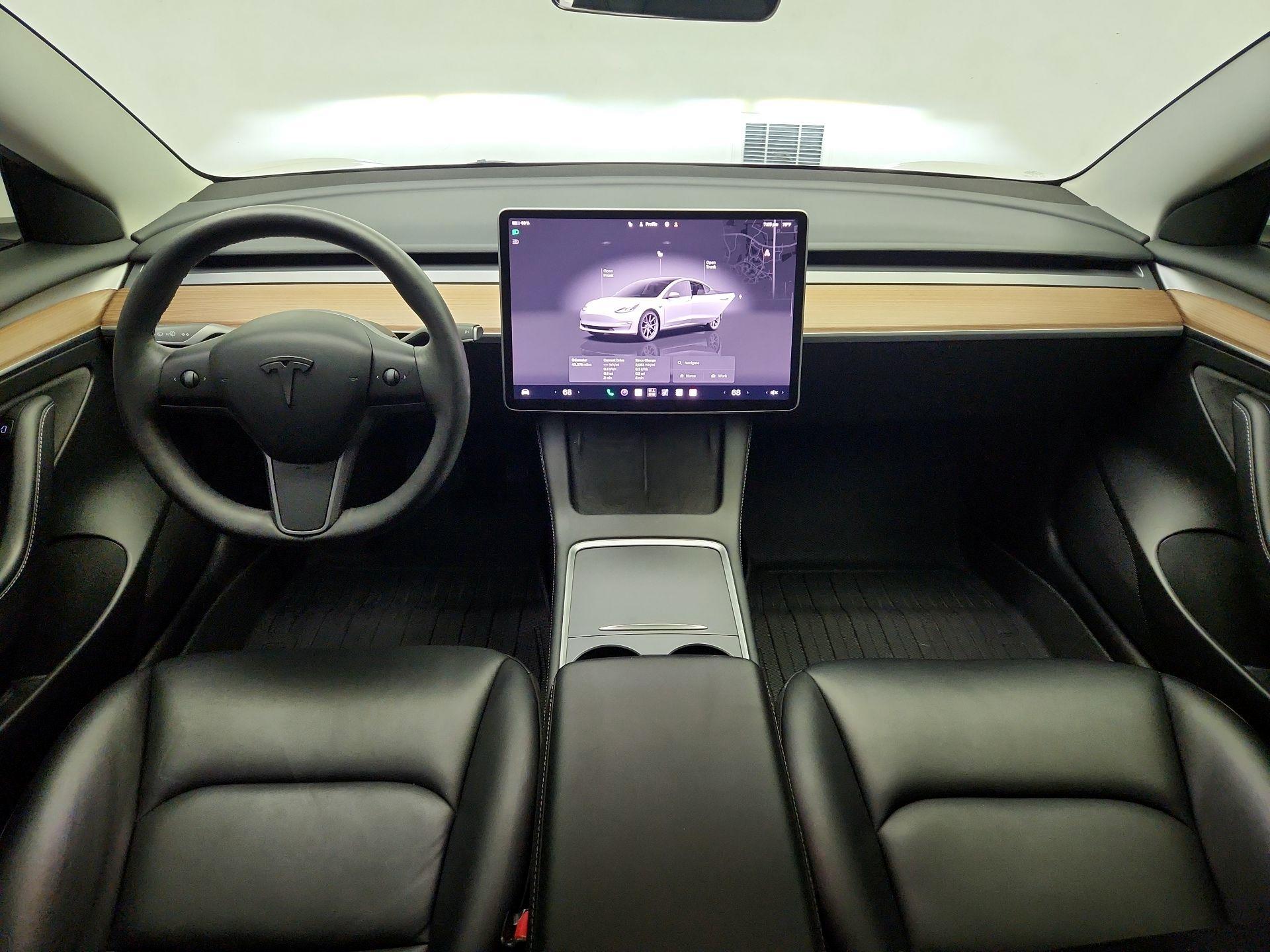 Thumbnail: 2023 Tesla Model 3 - 9