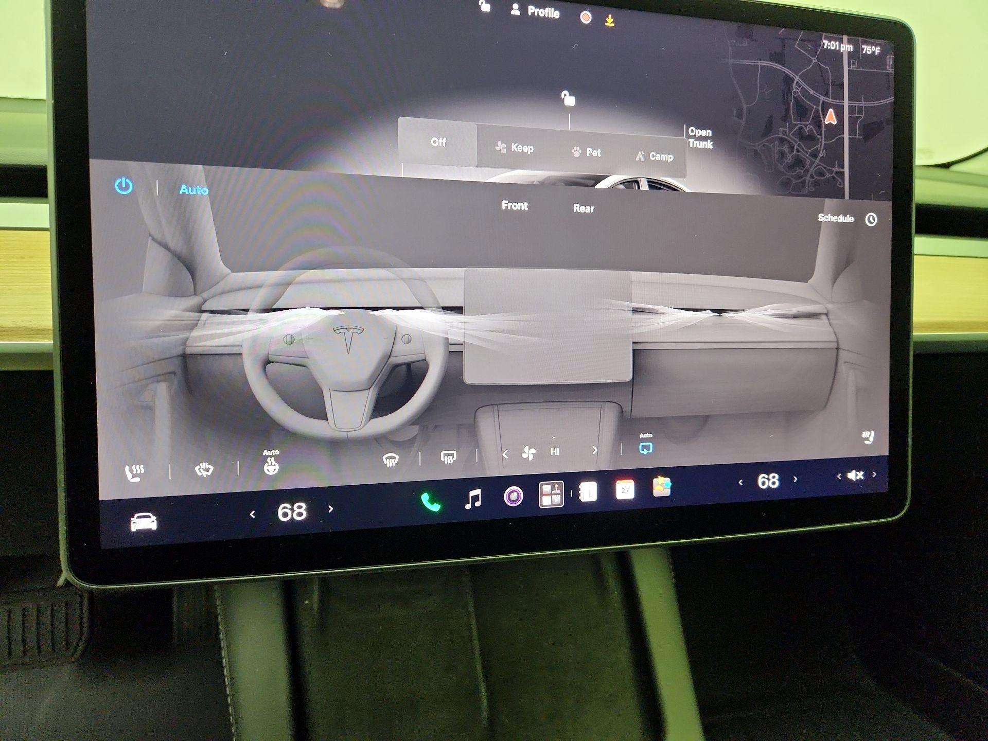 Thumbnail: 2023 Tesla Model 3 - 16