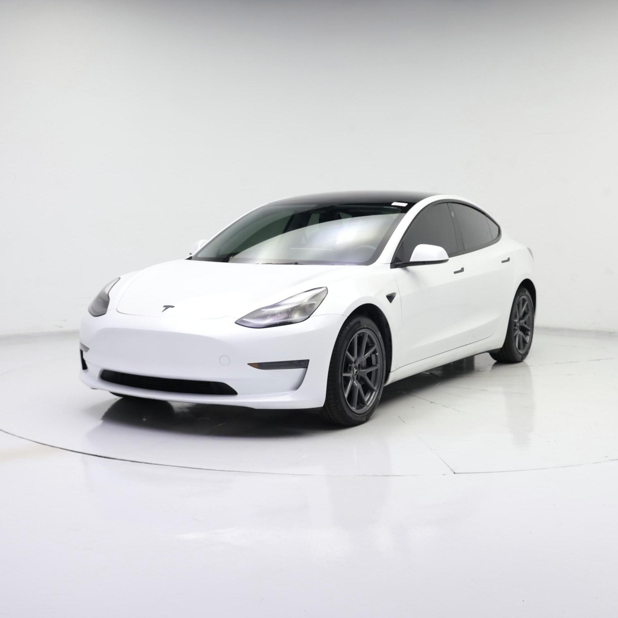 Thumbnail: 2023 Tesla Model 3 - 4