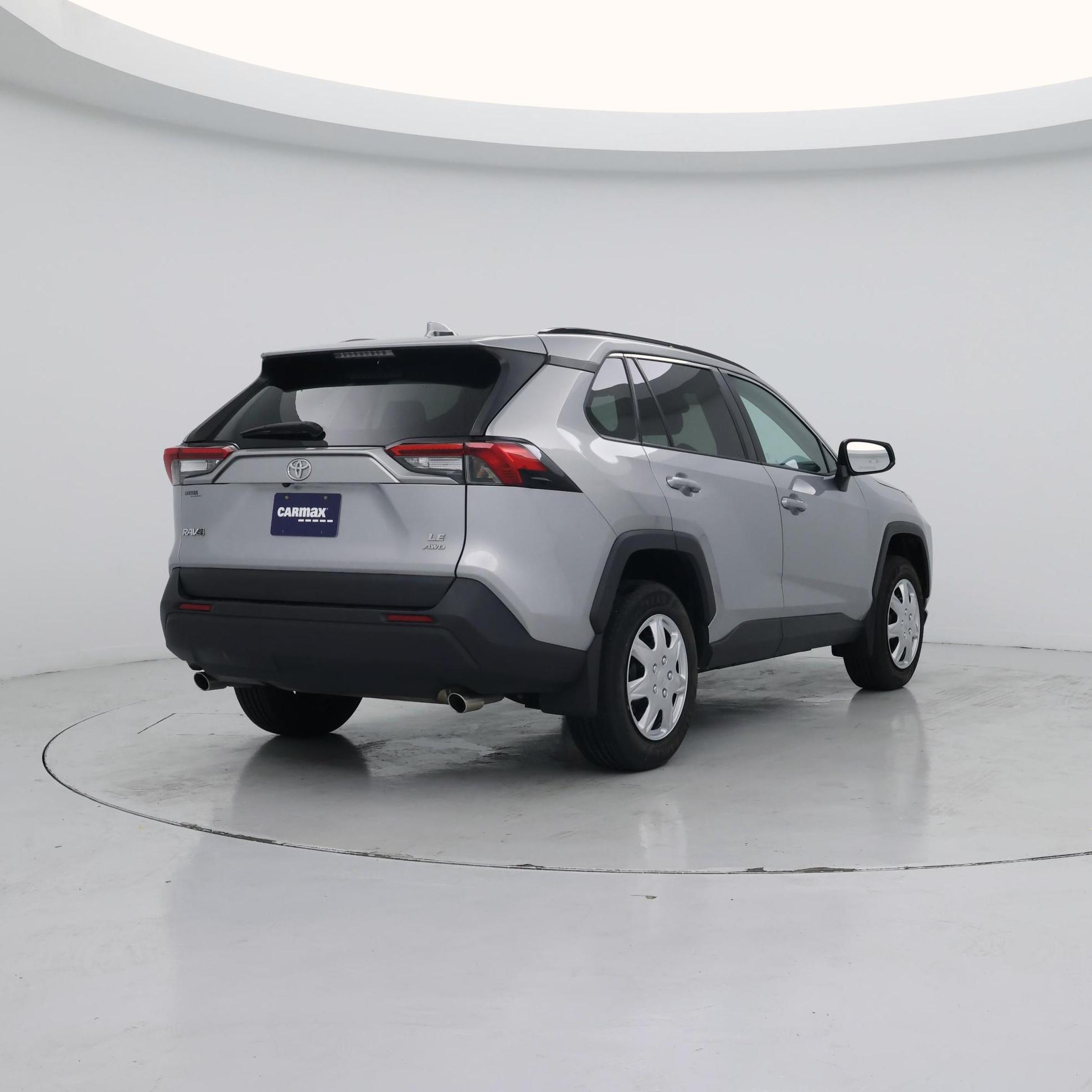 Thumbnail: 2019 Toyota RAV4 - 8