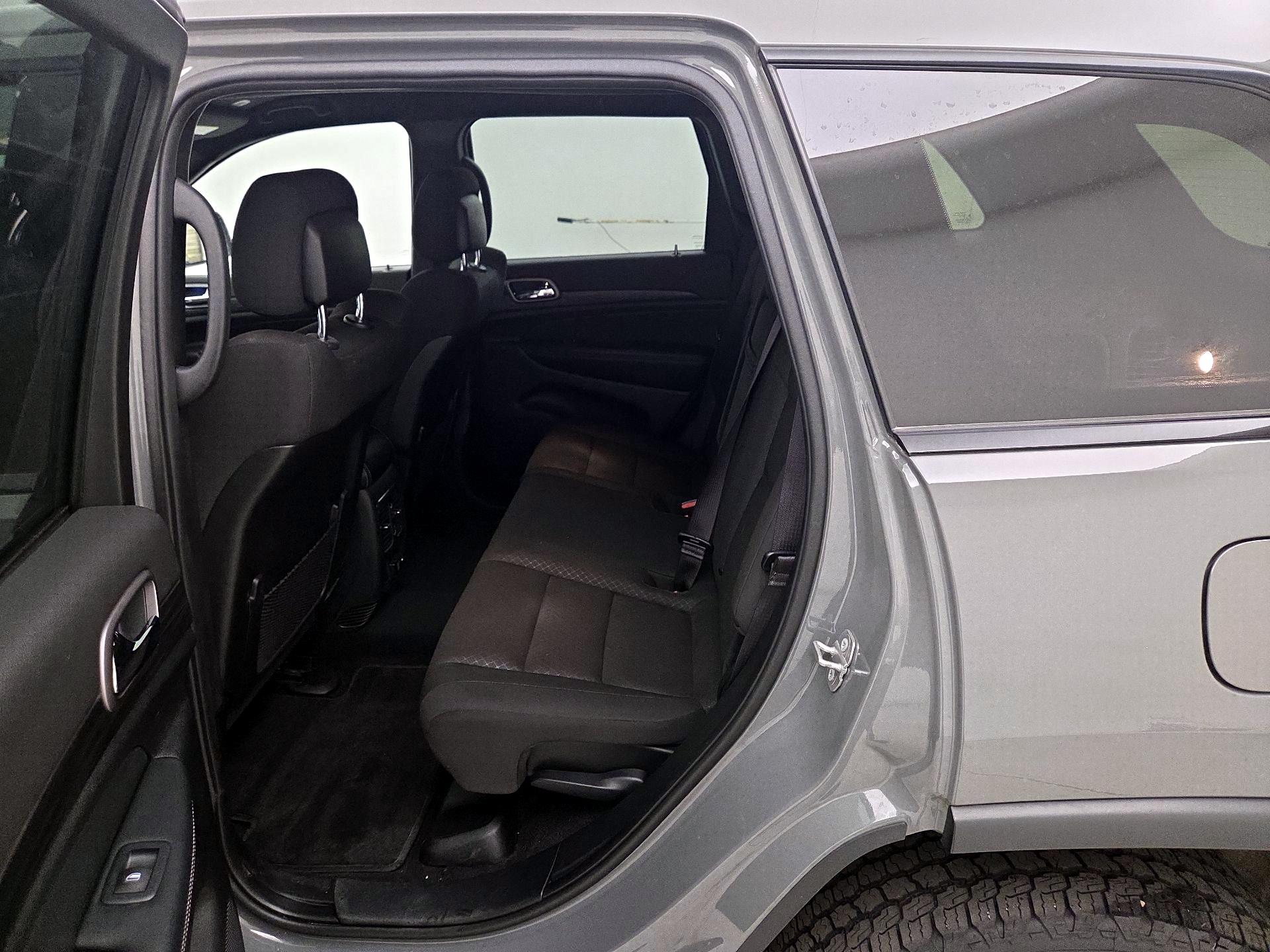 Thumbnail: 2021 Jeep Grand Cherokee - 19