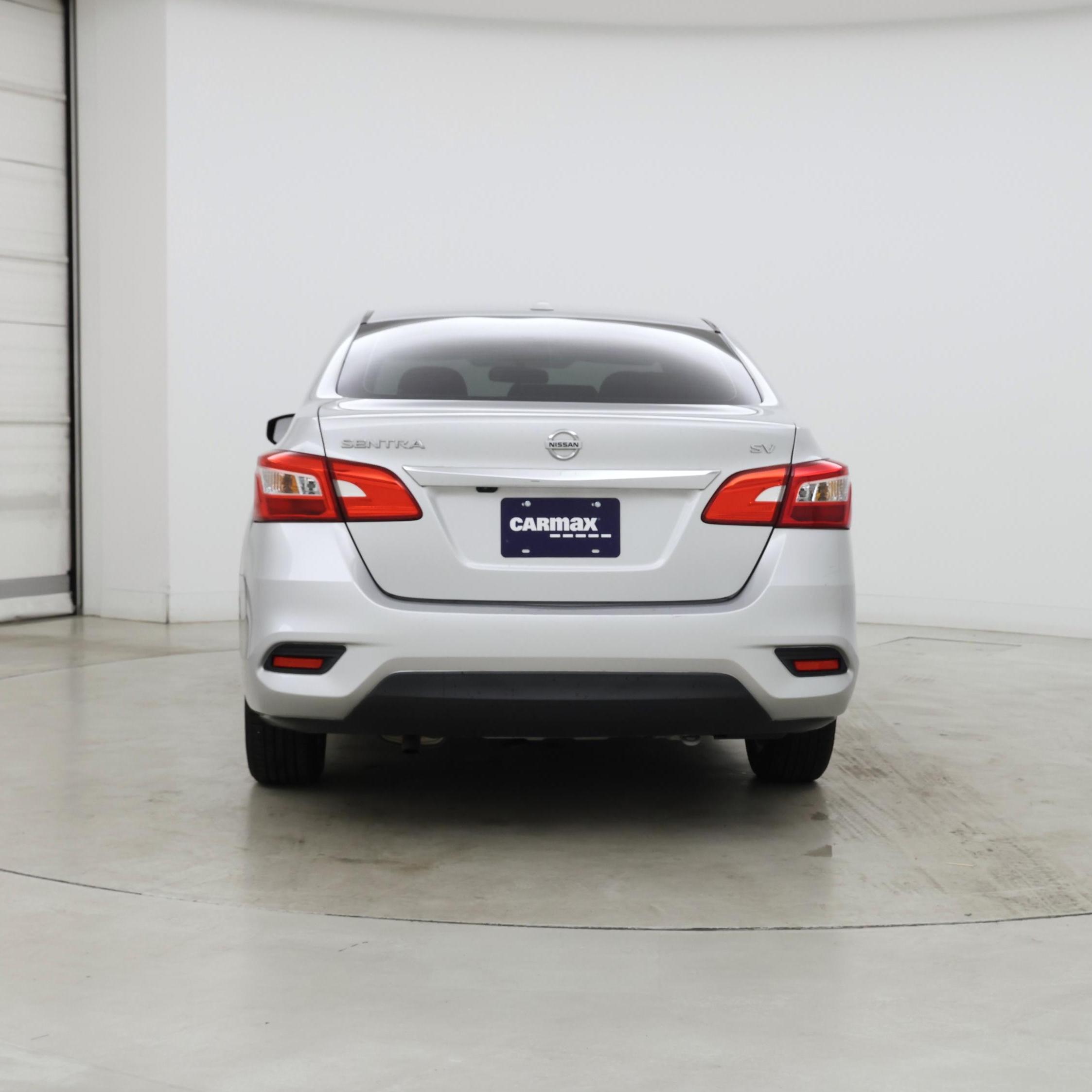 Thumbnail: 2017 Nissan Sentra - 6