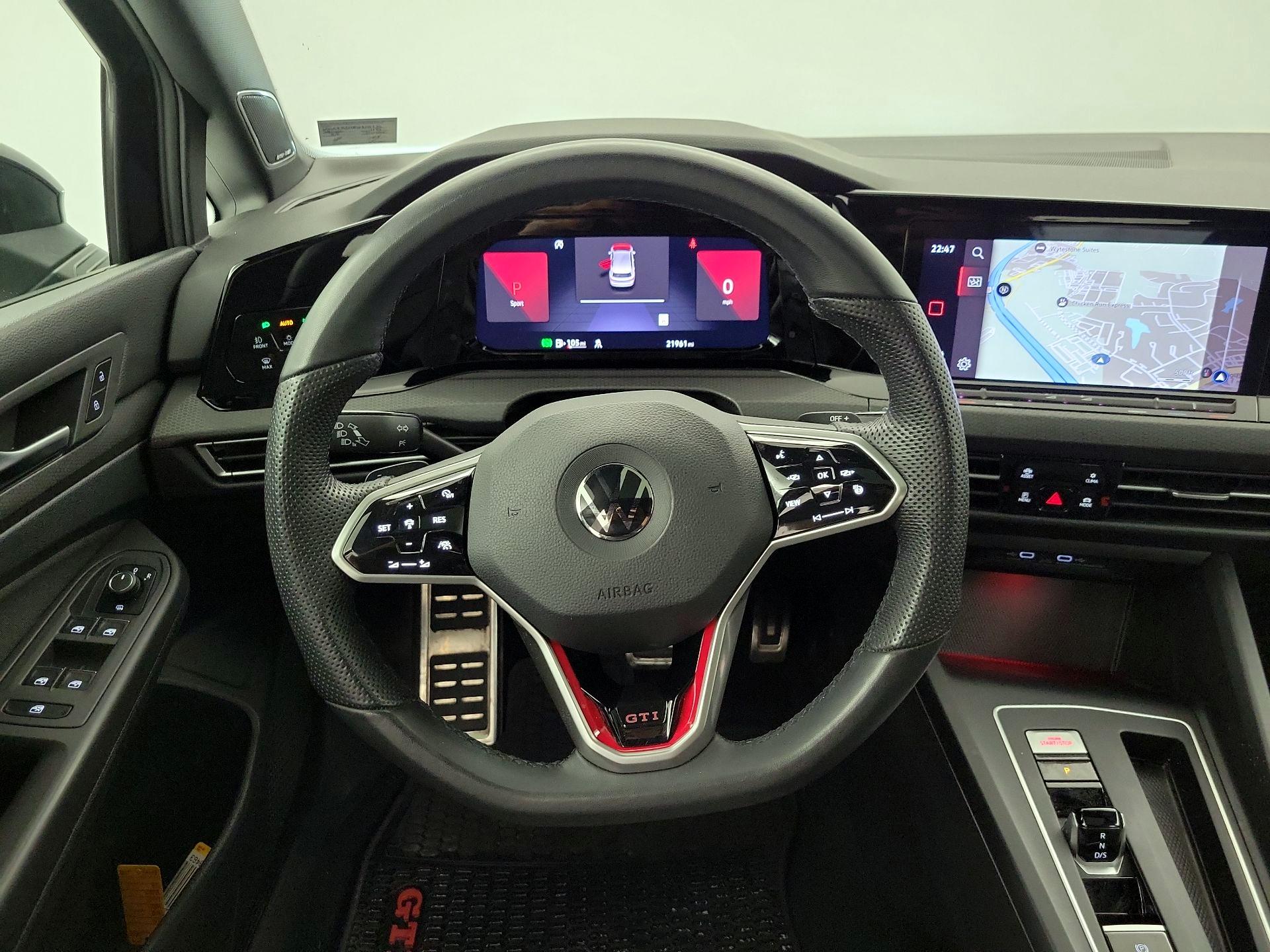 Thumbnail: 2022 Volkswagen Golf - 10