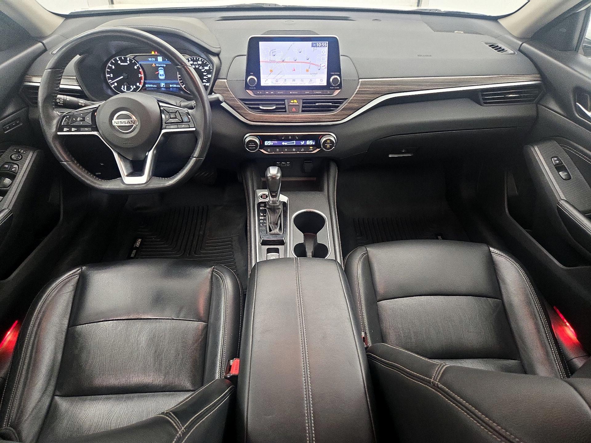 Thumbnail: 2019 Nissan Altima - 9