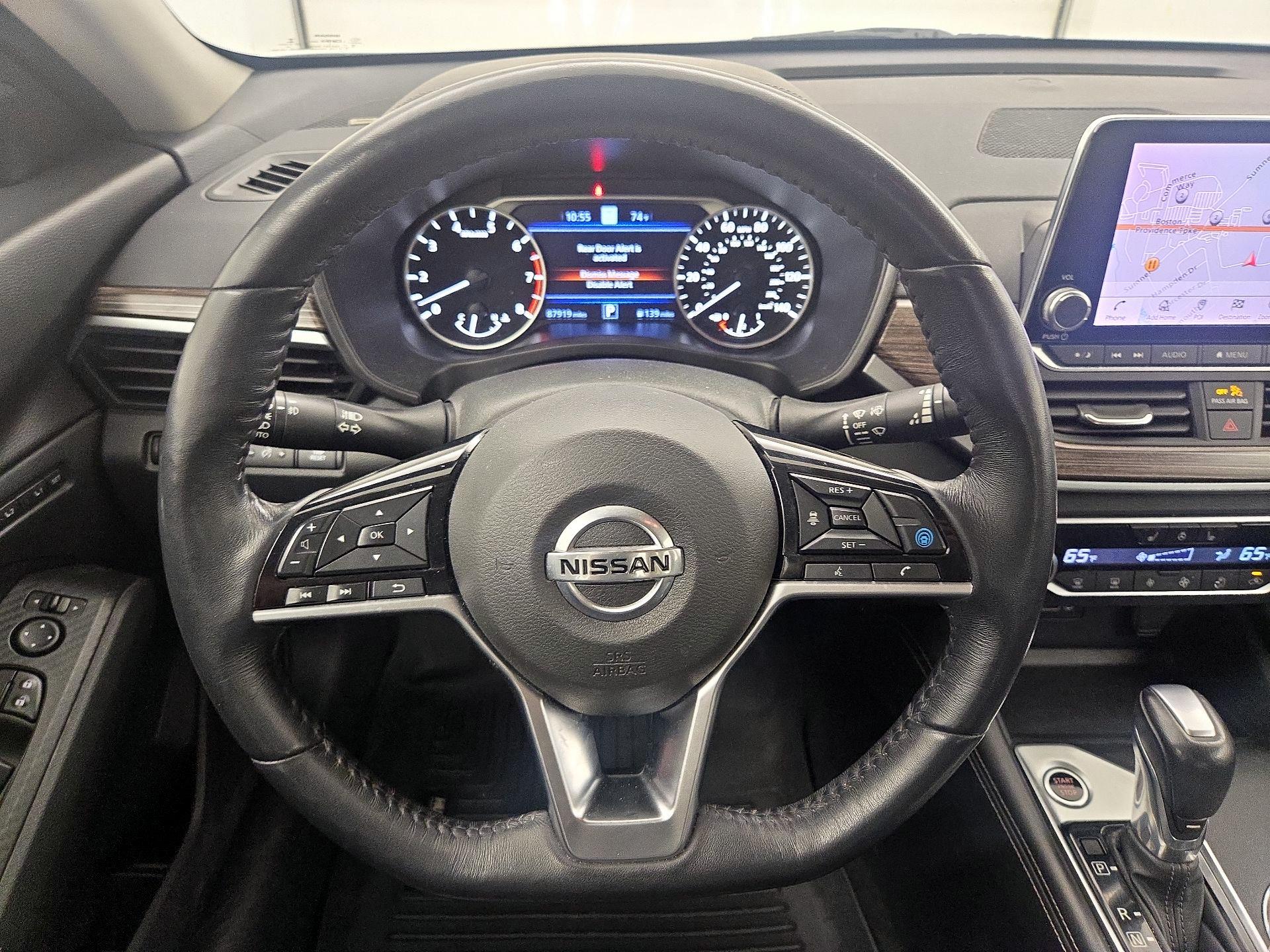 Thumbnail: 2019 Nissan Altima - 10