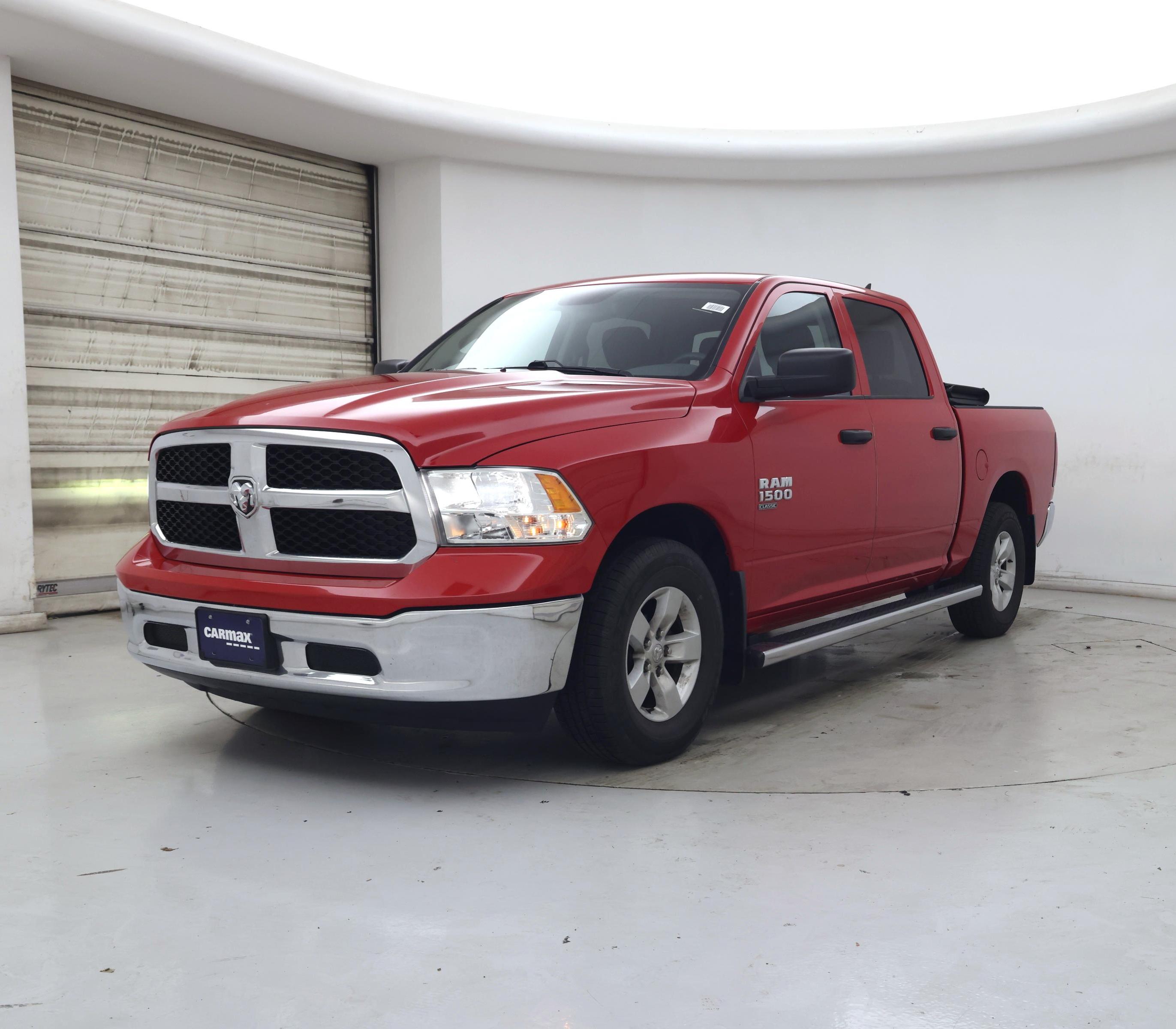 Thumbnail: 2020 RAM 1500 Classic - 4