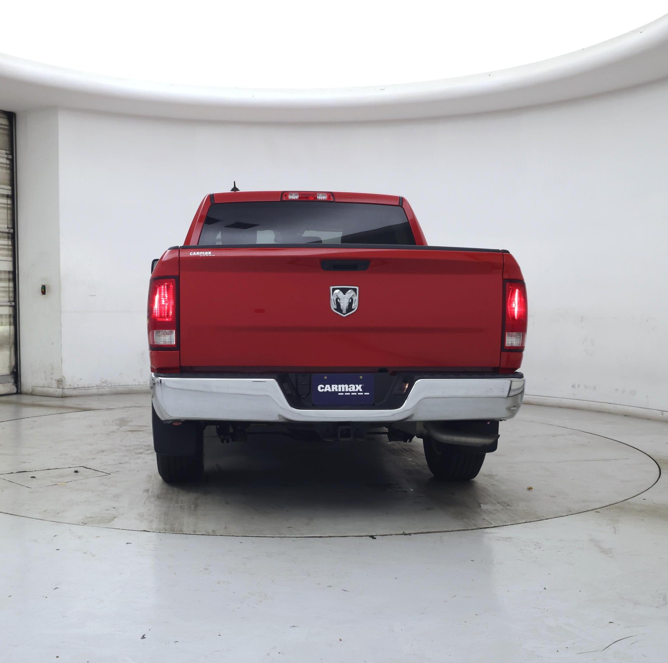 Thumbnail: 2020 RAM 1500 Classic - 6