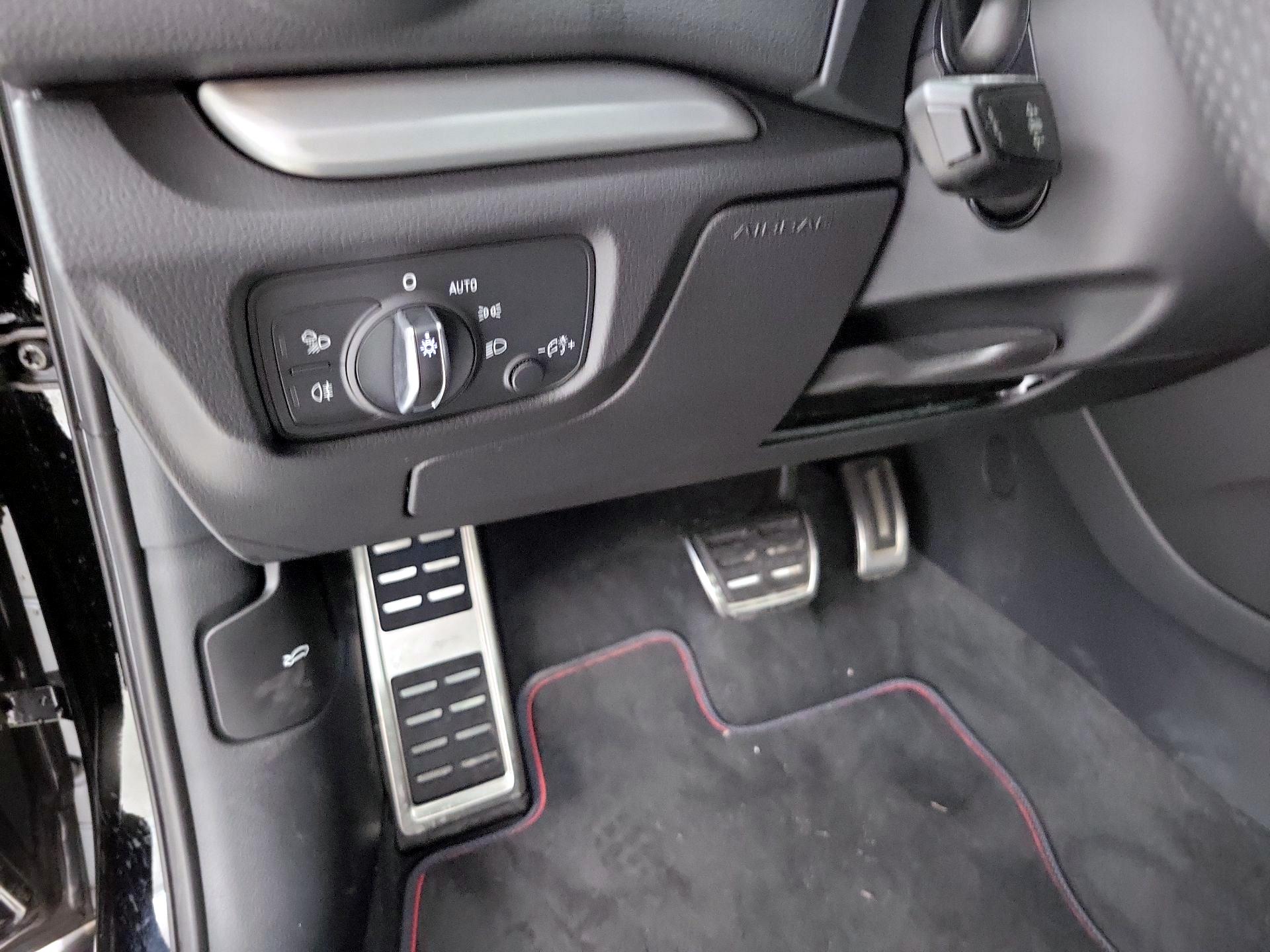 Thumbnail: 2019 Audi S3 - 13