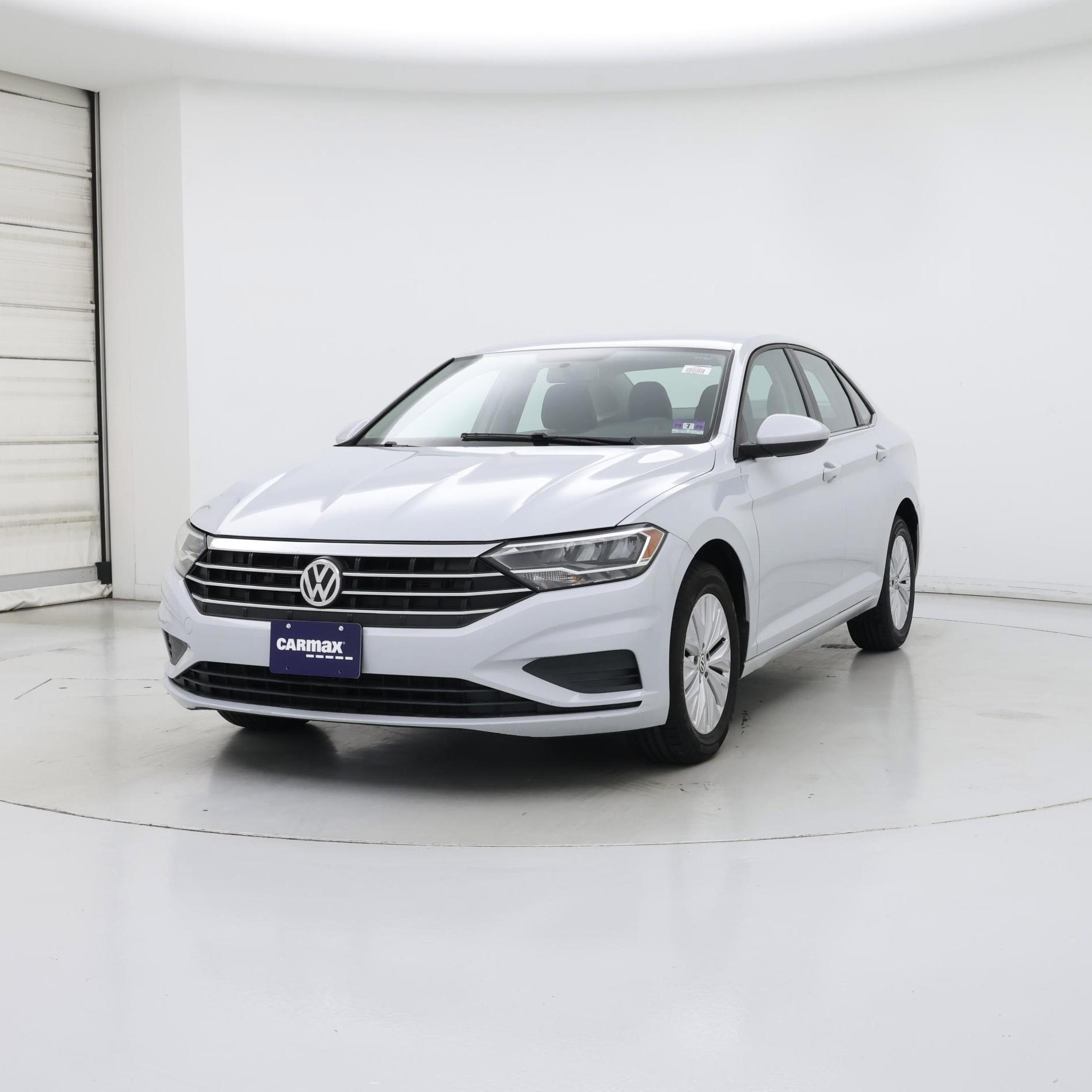 Thumbnail: 2019 Volkswagen Jetta - 4