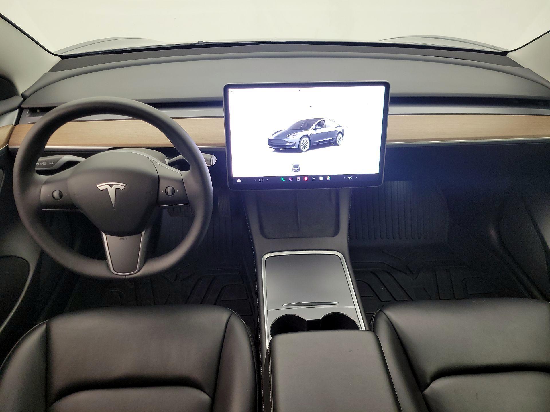 Thumbnail: 2022 Tesla Model 3 - 9