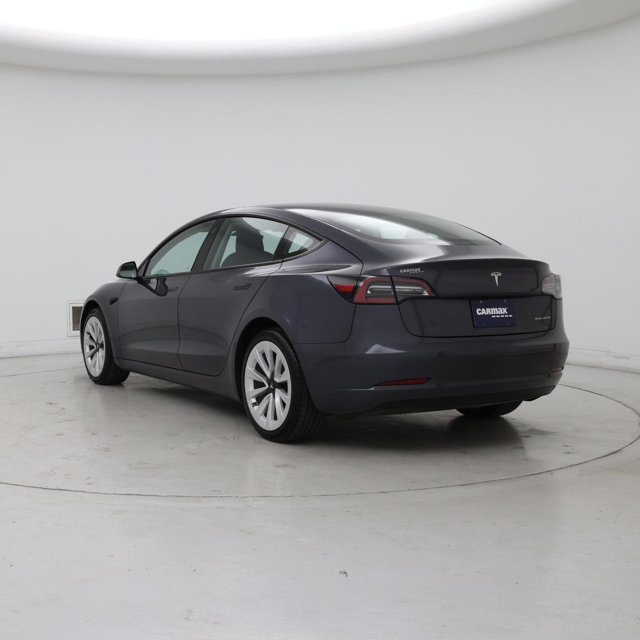 Thumbnail: 2022 Tesla Model 3 - 2
