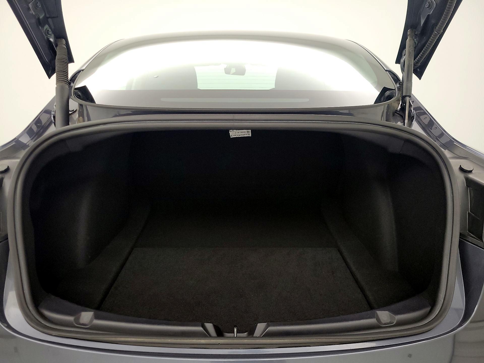 Thumbnail: 2022 Tesla Model 3 - 20