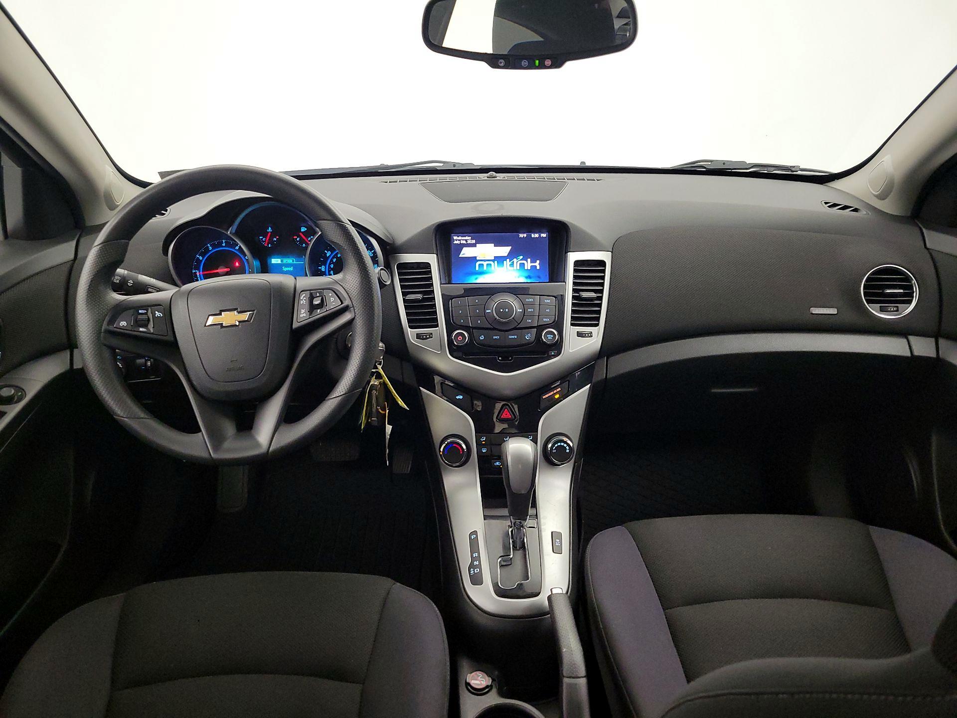 Thumbnail: 2015 Chevrolet Cruze - 9