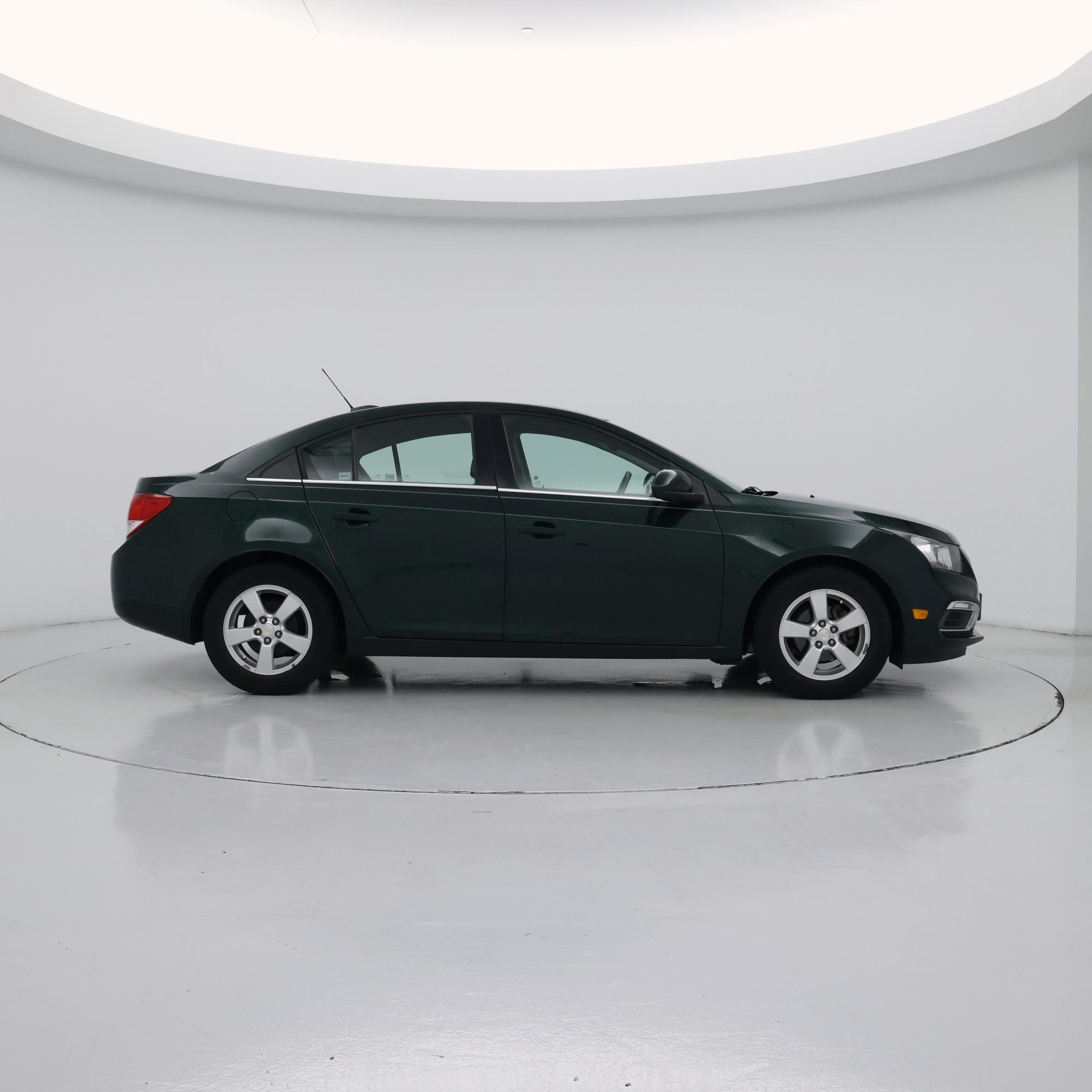 Thumbnail: 2015 Chevrolet Cruze - 7