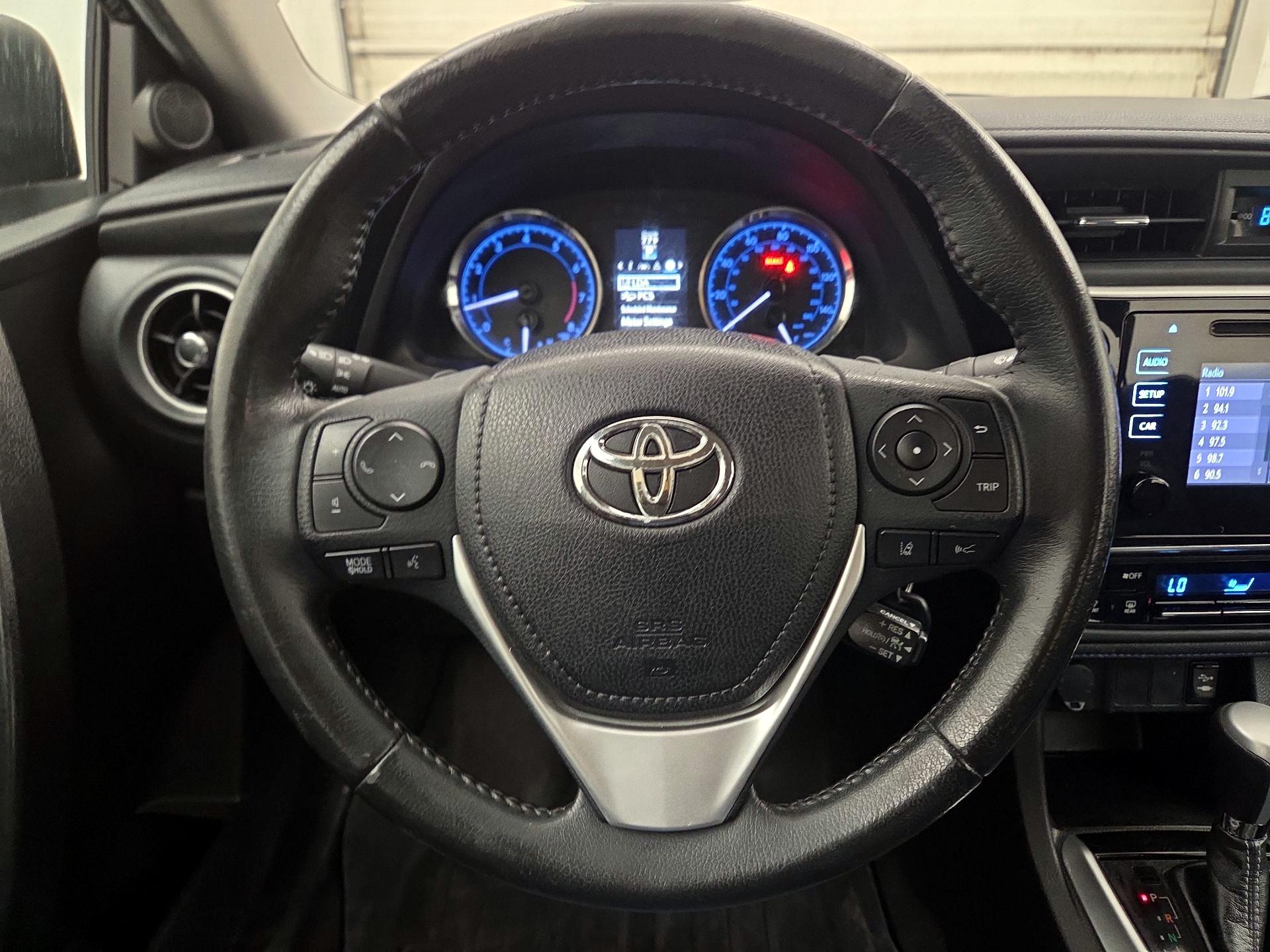 Thumbnail: 2019 Toyota Corolla - 10