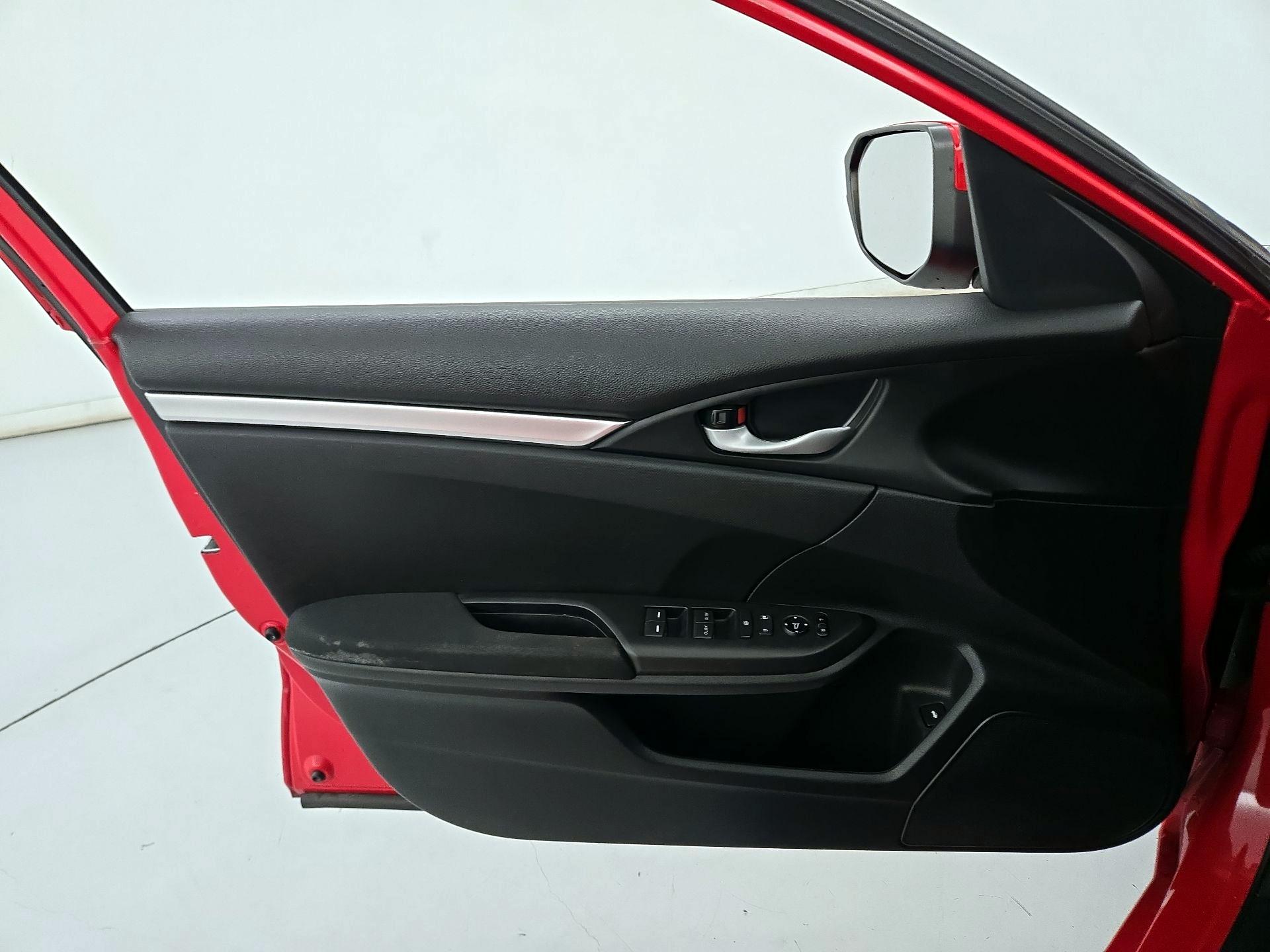 Thumbnail: 2019 Honda Civic - 12