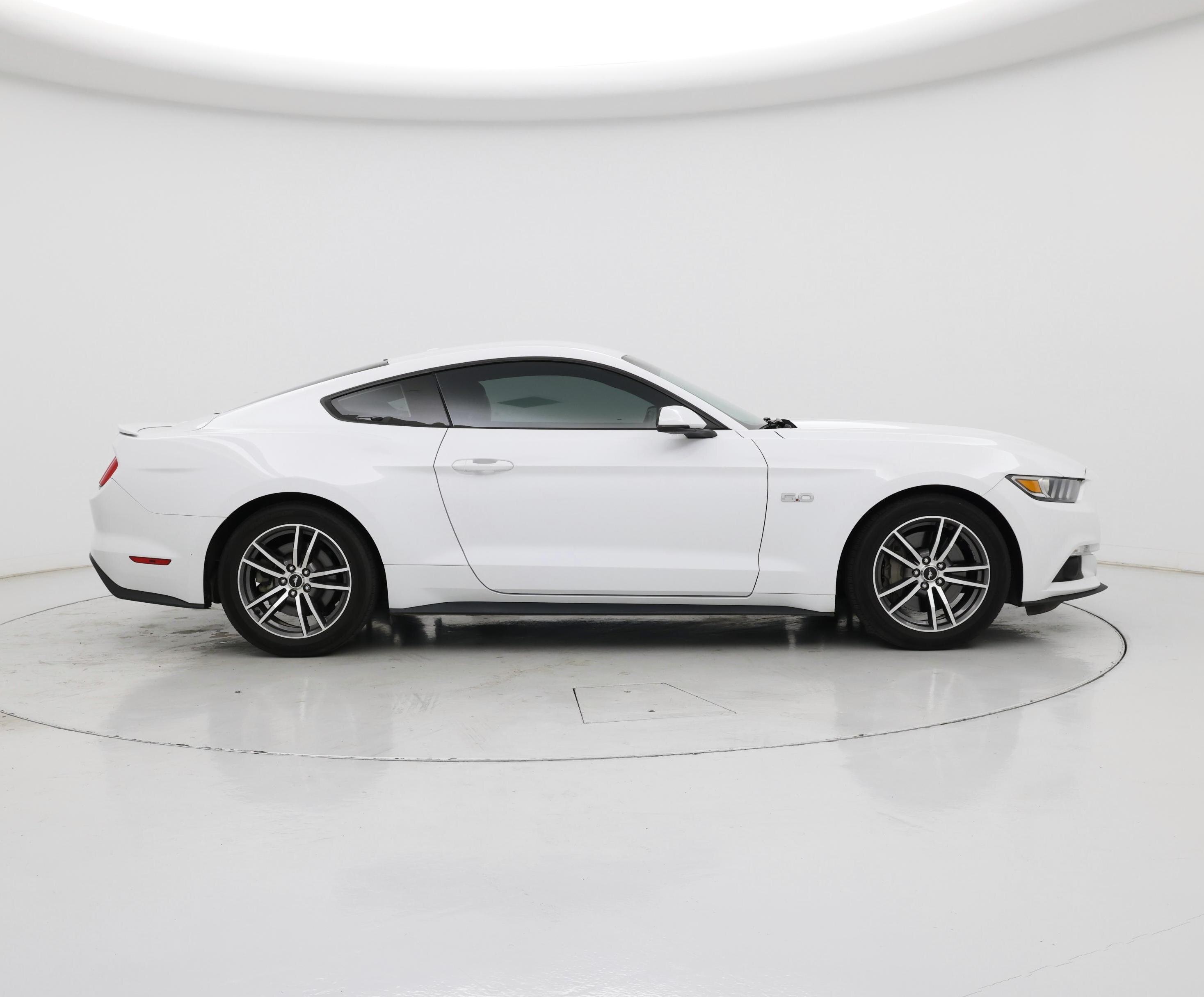 Thumbnail: 2017 Ford Mustang - 7