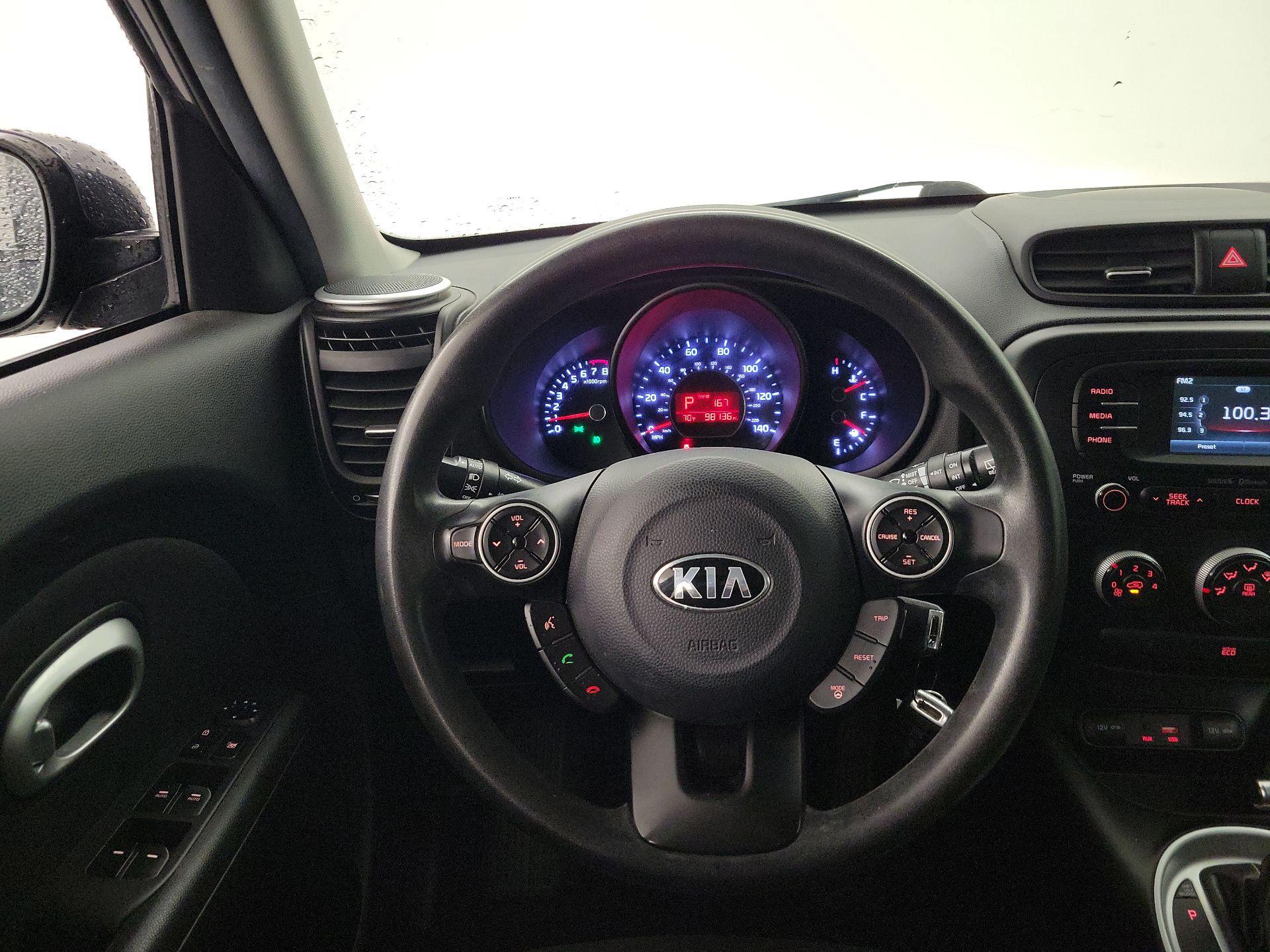 Thumbnail: 2016 Kia Soul - 10