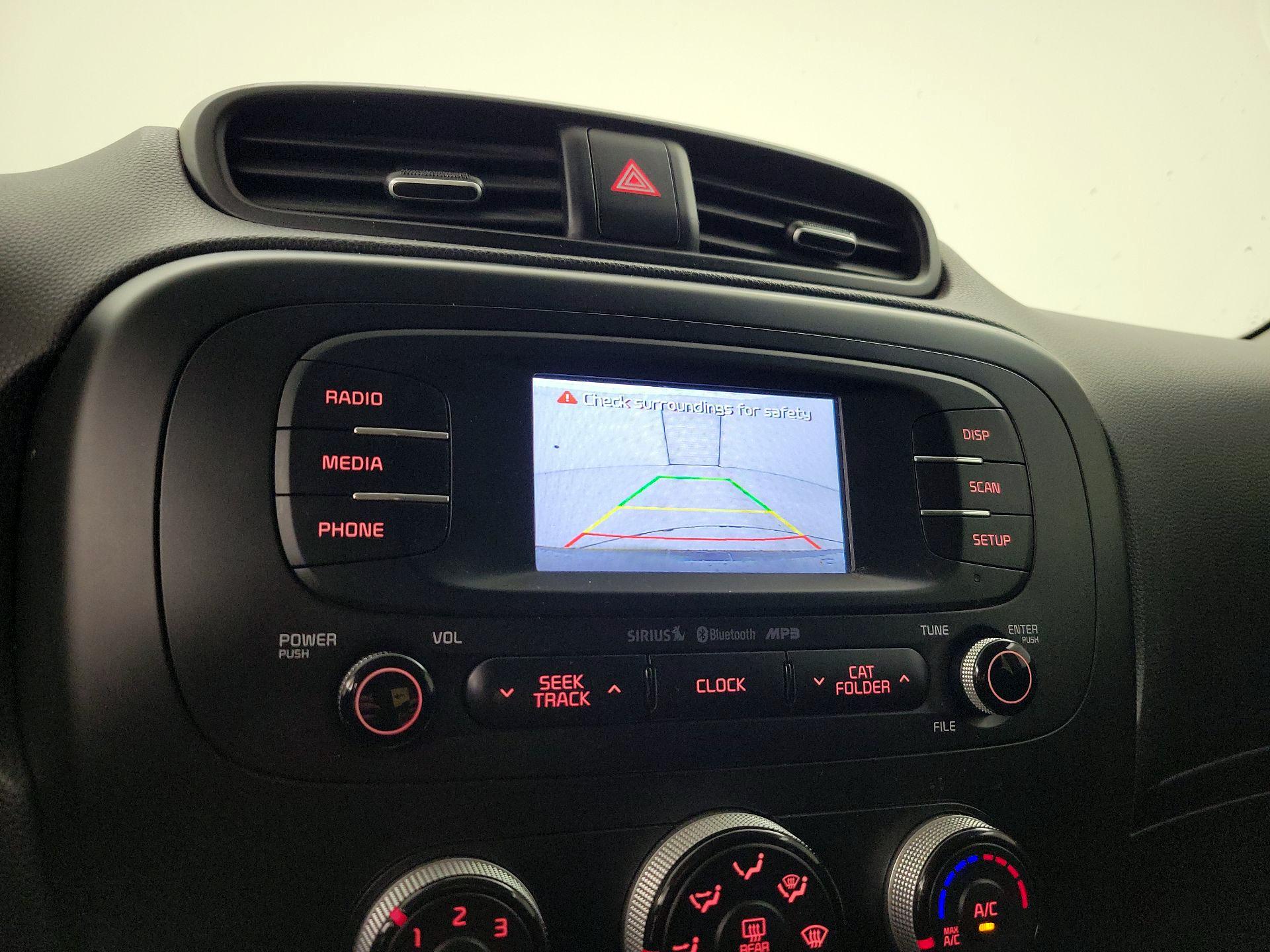 Thumbnail: 2016 Kia Soul - 14