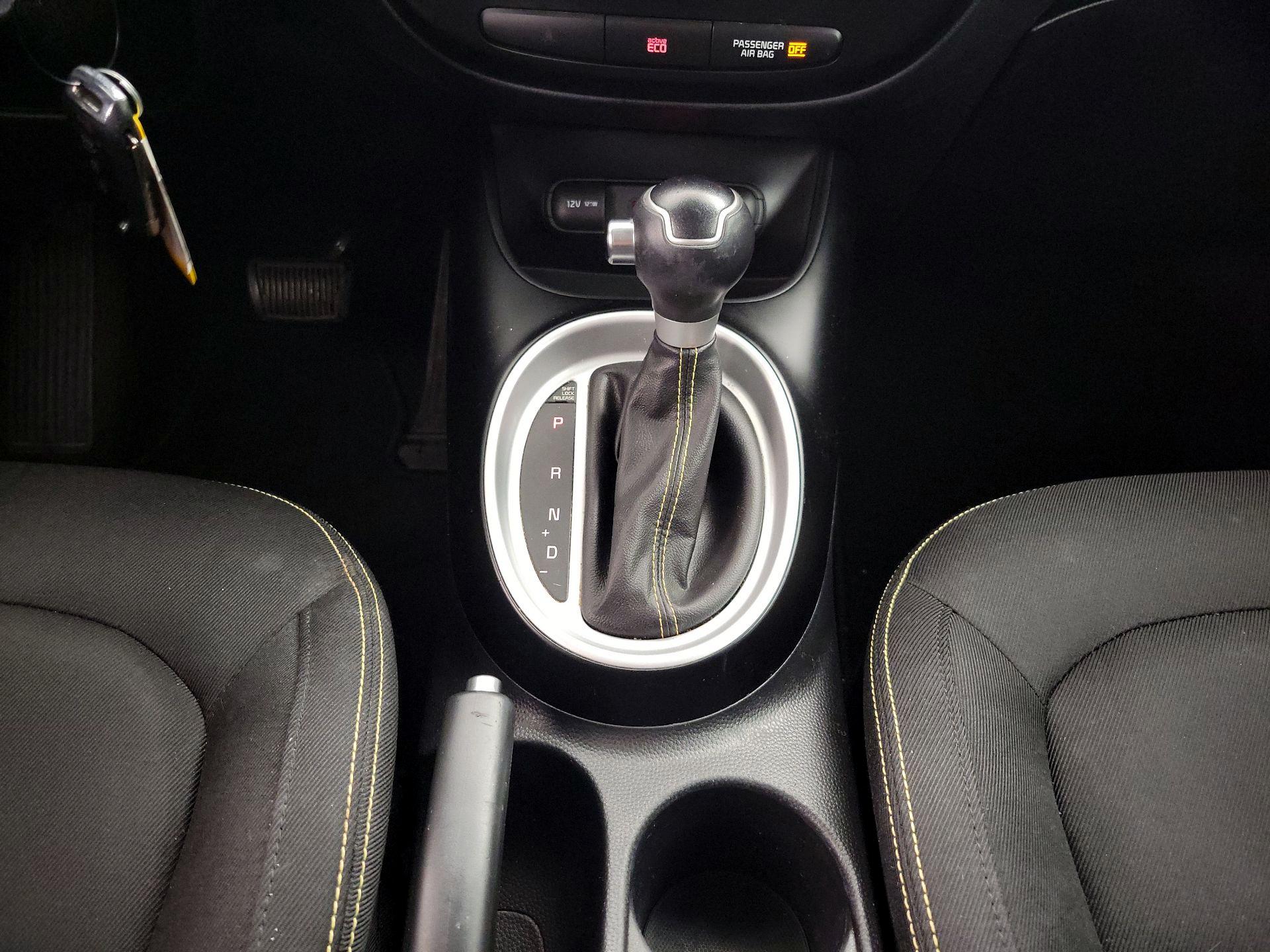 Thumbnail: 2016 Kia Soul - 17