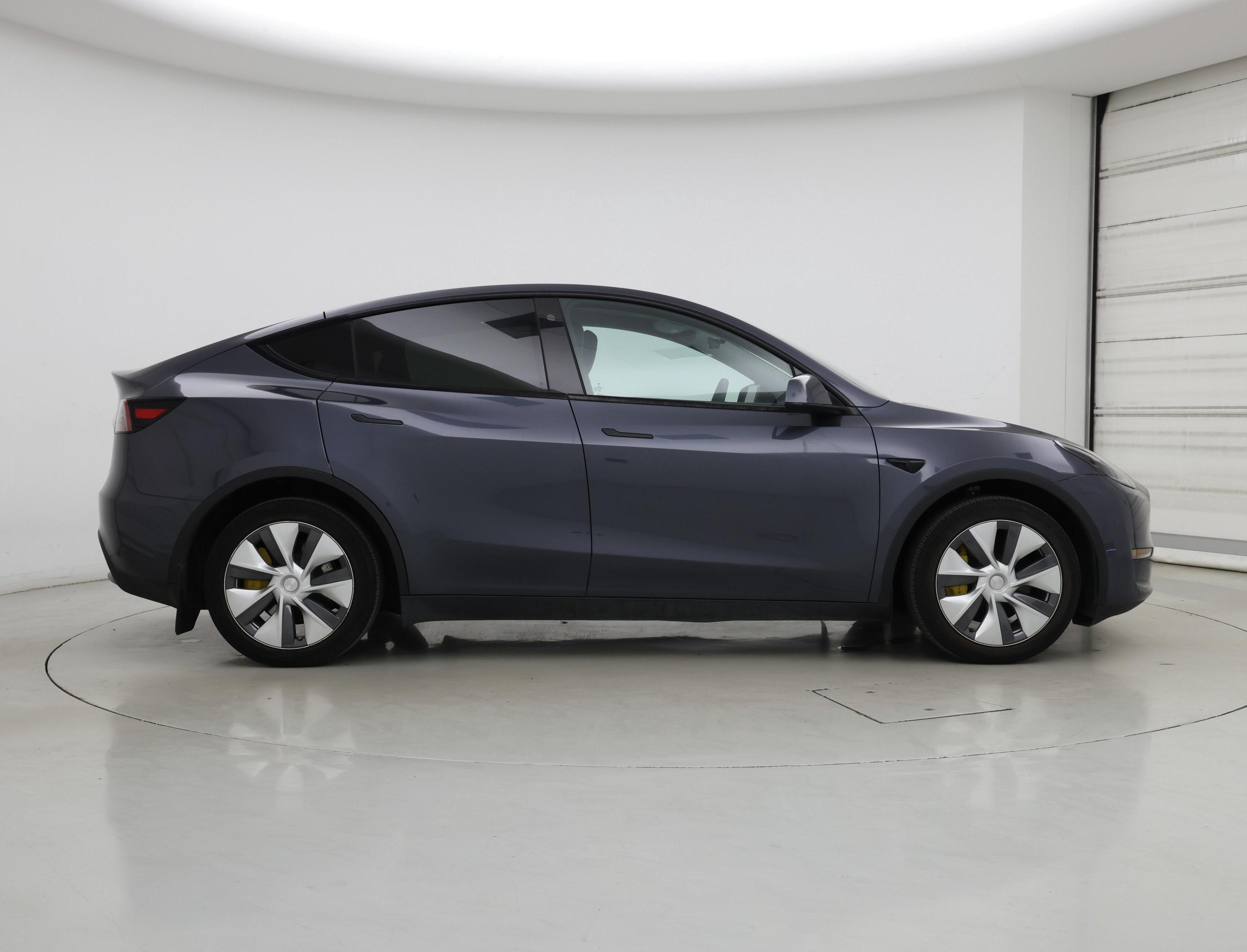 Thumbnail: 2023 Tesla Model Y - 7