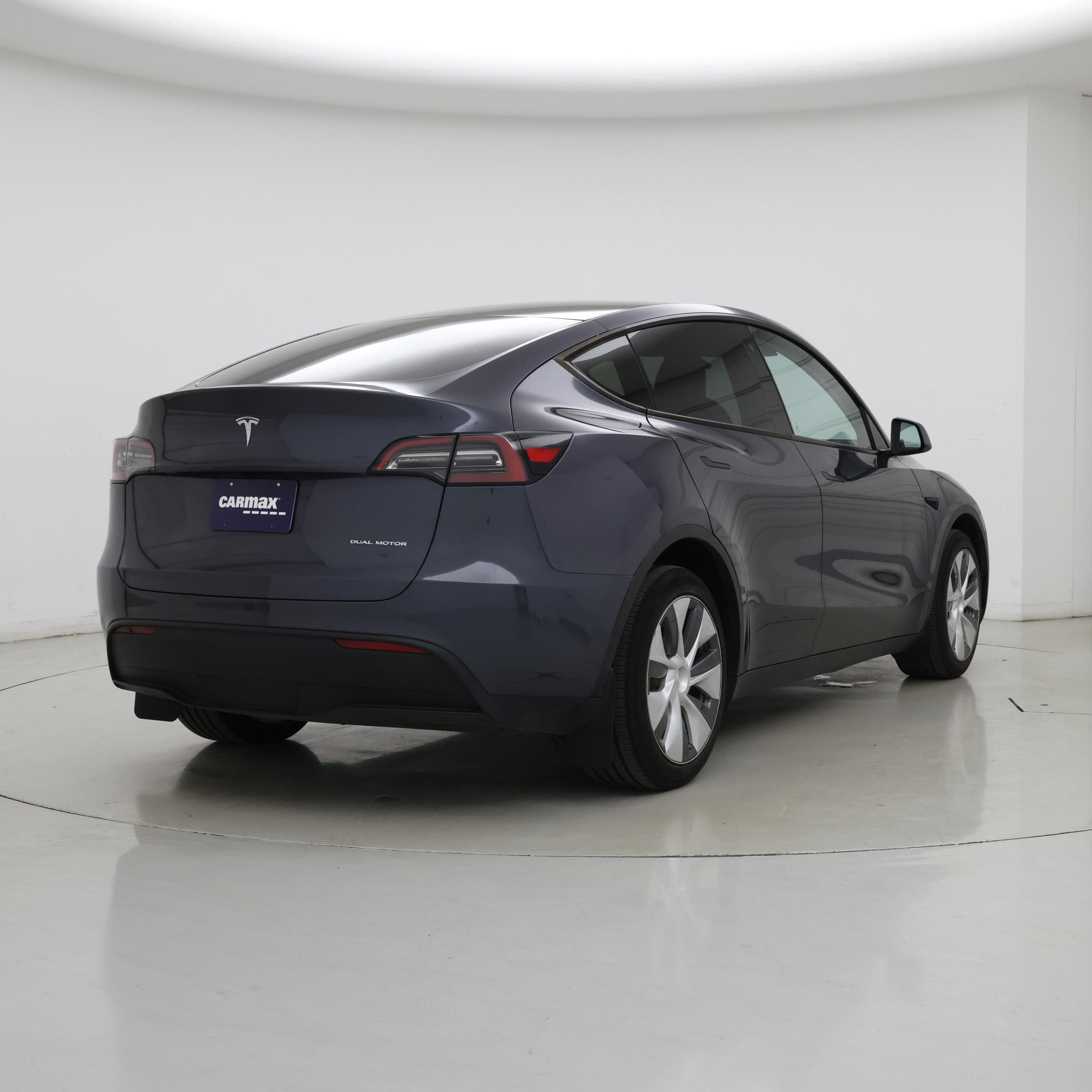Thumbnail: 2023 Tesla Model Y - 8