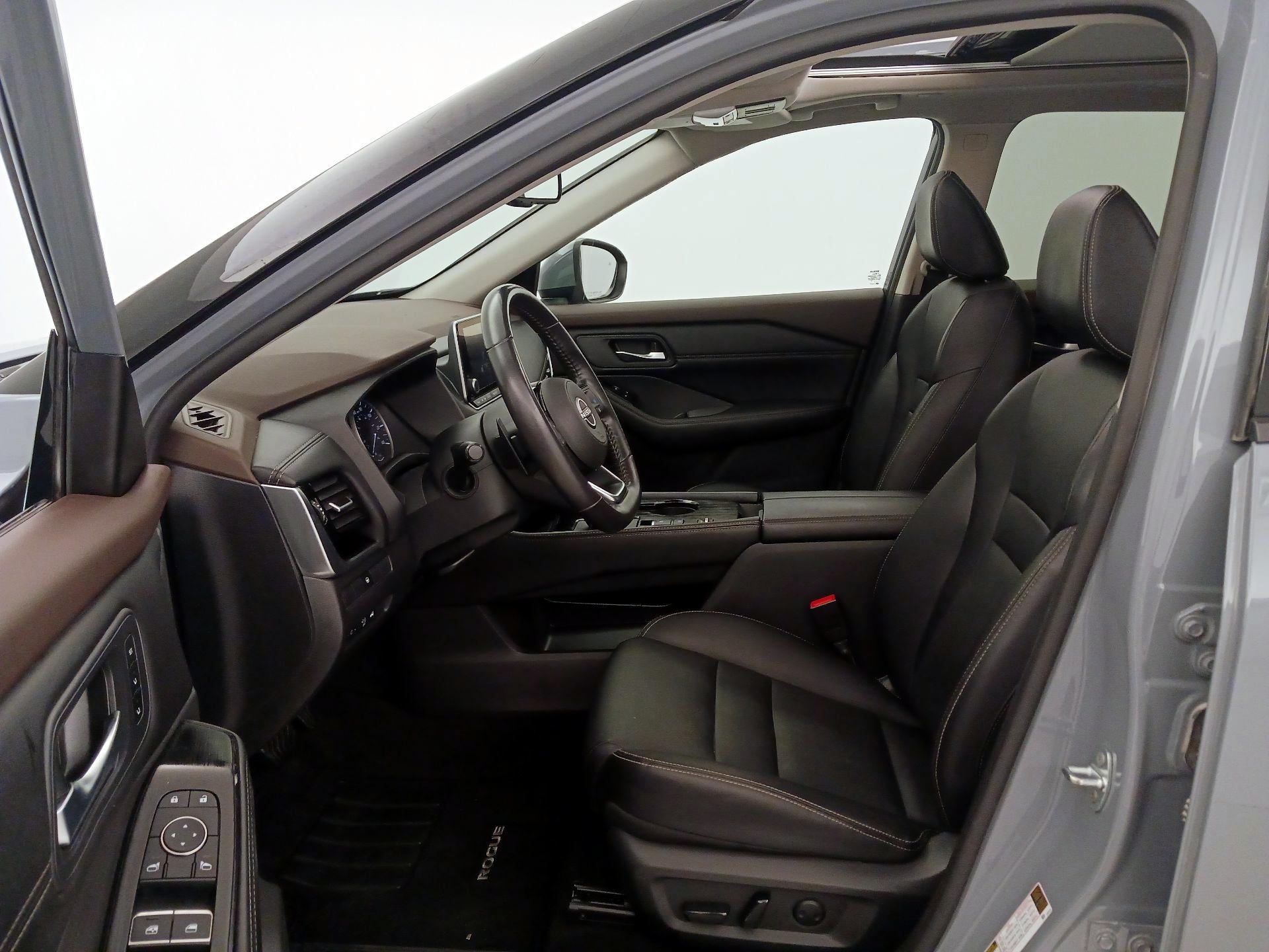 Thumbnail: 2023 Nissan Rogue - 11